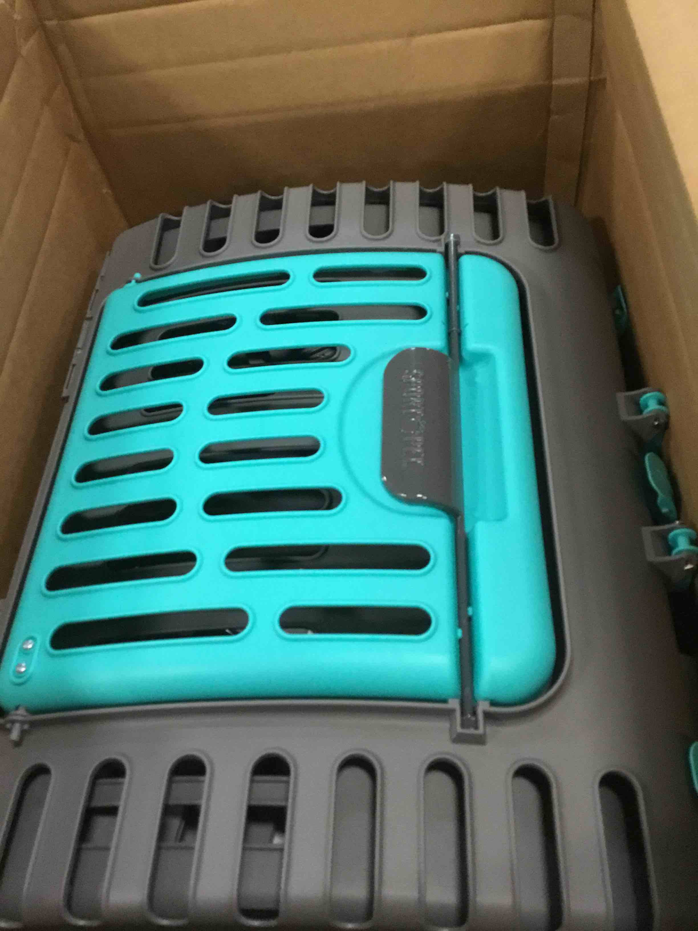 https://s3.amazonaws.com/lotting-images-prod/bidfta/PPE0418603_1729309830562.jpeg