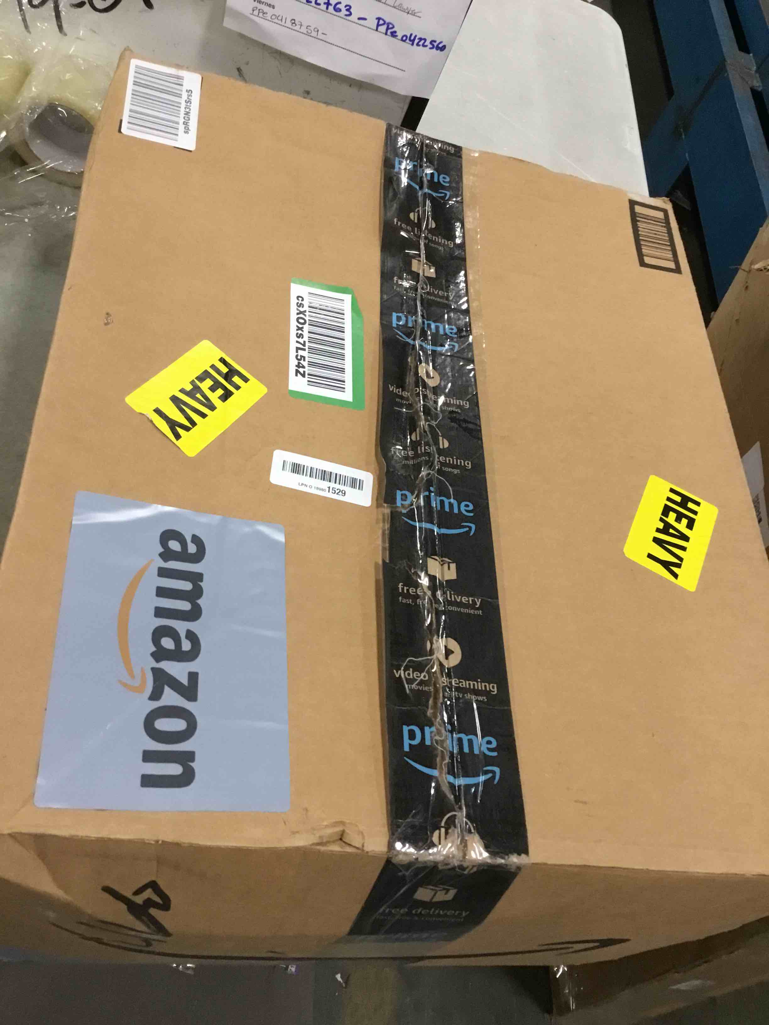 https://s3.amazonaws.com/lotting-images-prod/bidfta/PPE0418708_1729292082666.jpeg