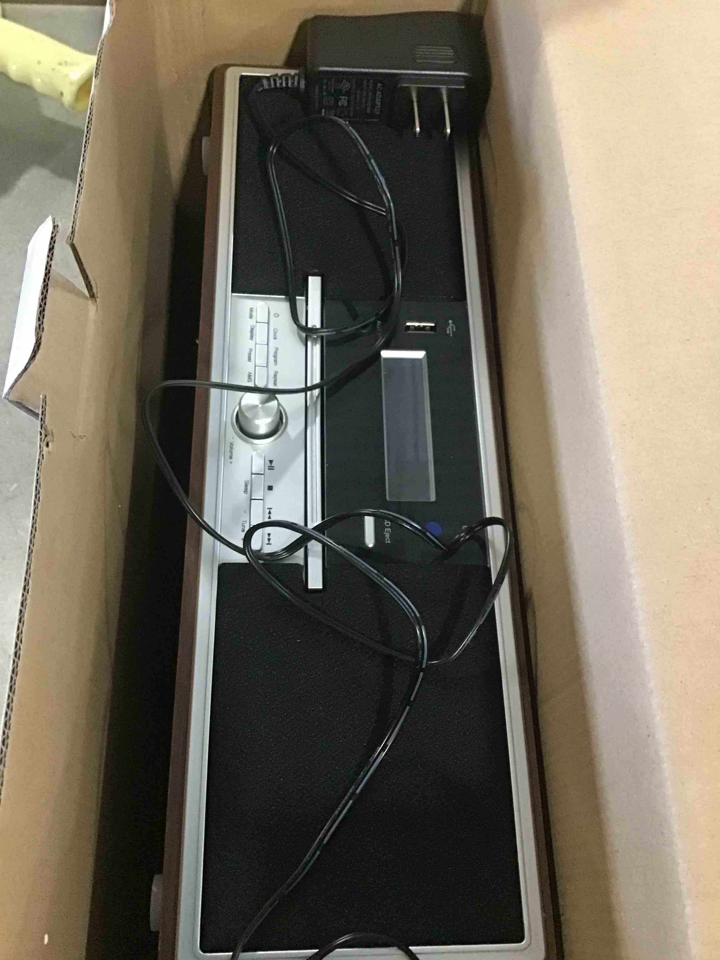 https://s3.amazonaws.com/lotting-images-prod/bidfta/PPE0420395_1729003909042.jpeg
