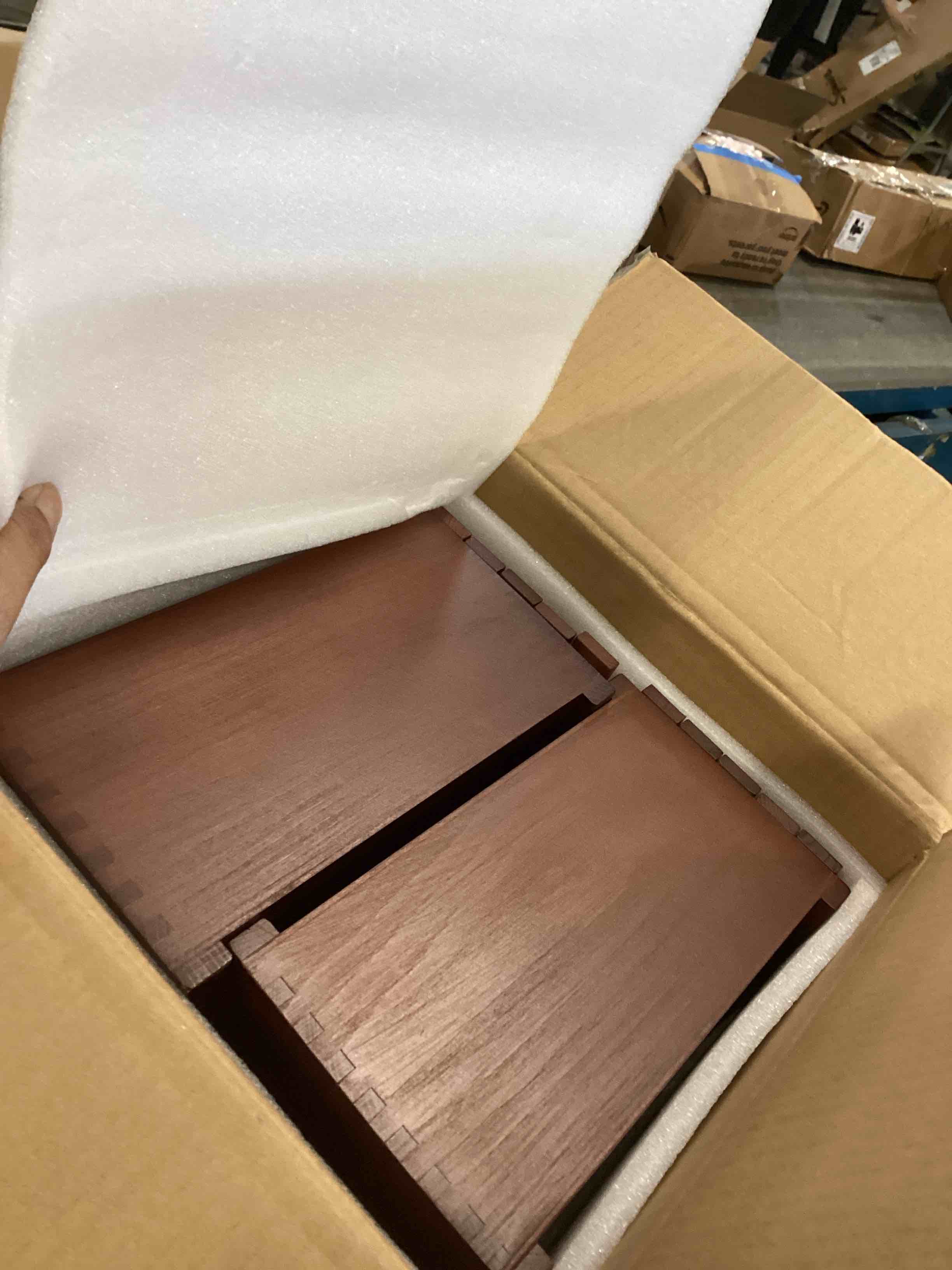 https://s3.amazonaws.com/lotting-images-prod/bidfta/PPE0422220_1729517873681.jpeg