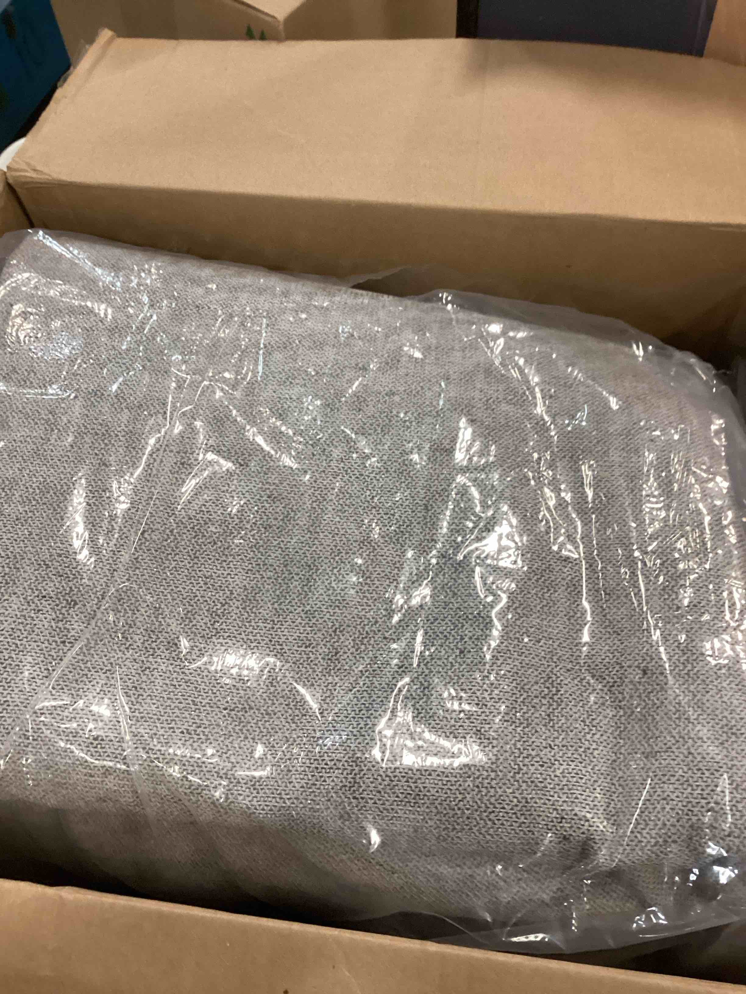 https://s3.amazonaws.com/lotting-images-prod/bidfta/PPE0422329_1729509346863.jpeg