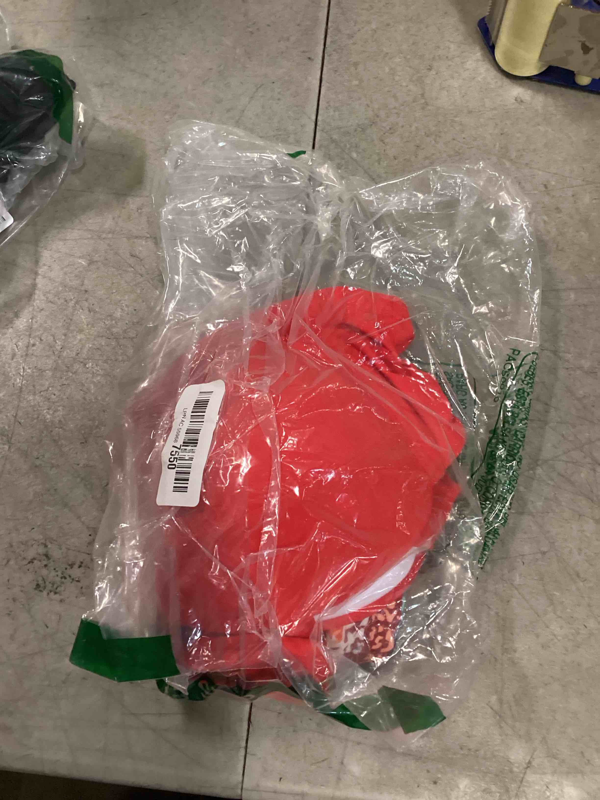 https://s3.amazonaws.com/lotting-images-prod/bidfta/PPE0422545_1729252437427.jpeg