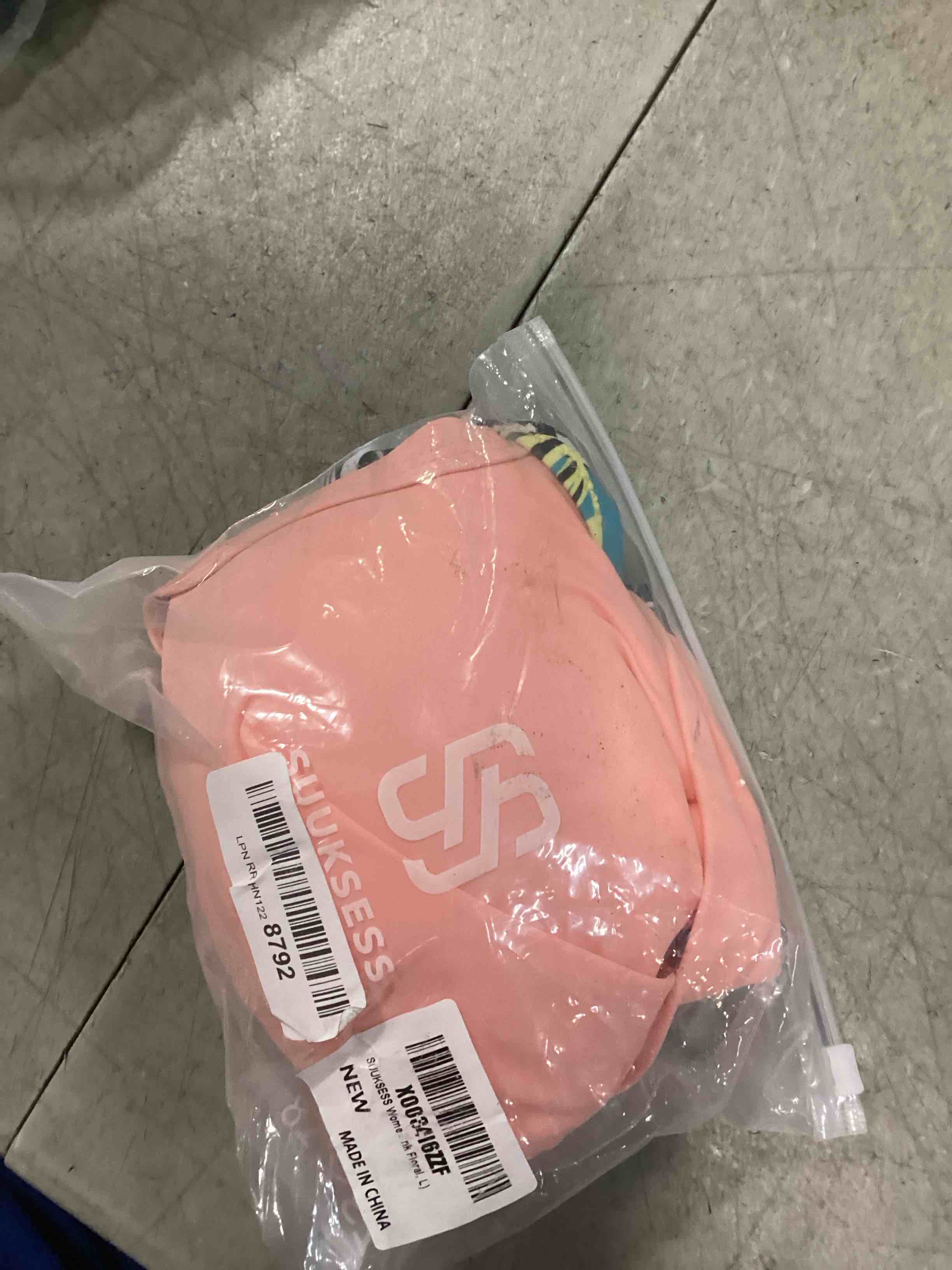 https://s3.amazonaws.com/lotting-images-prod/bidfta/PPE0422547_1729252319797.jpeg