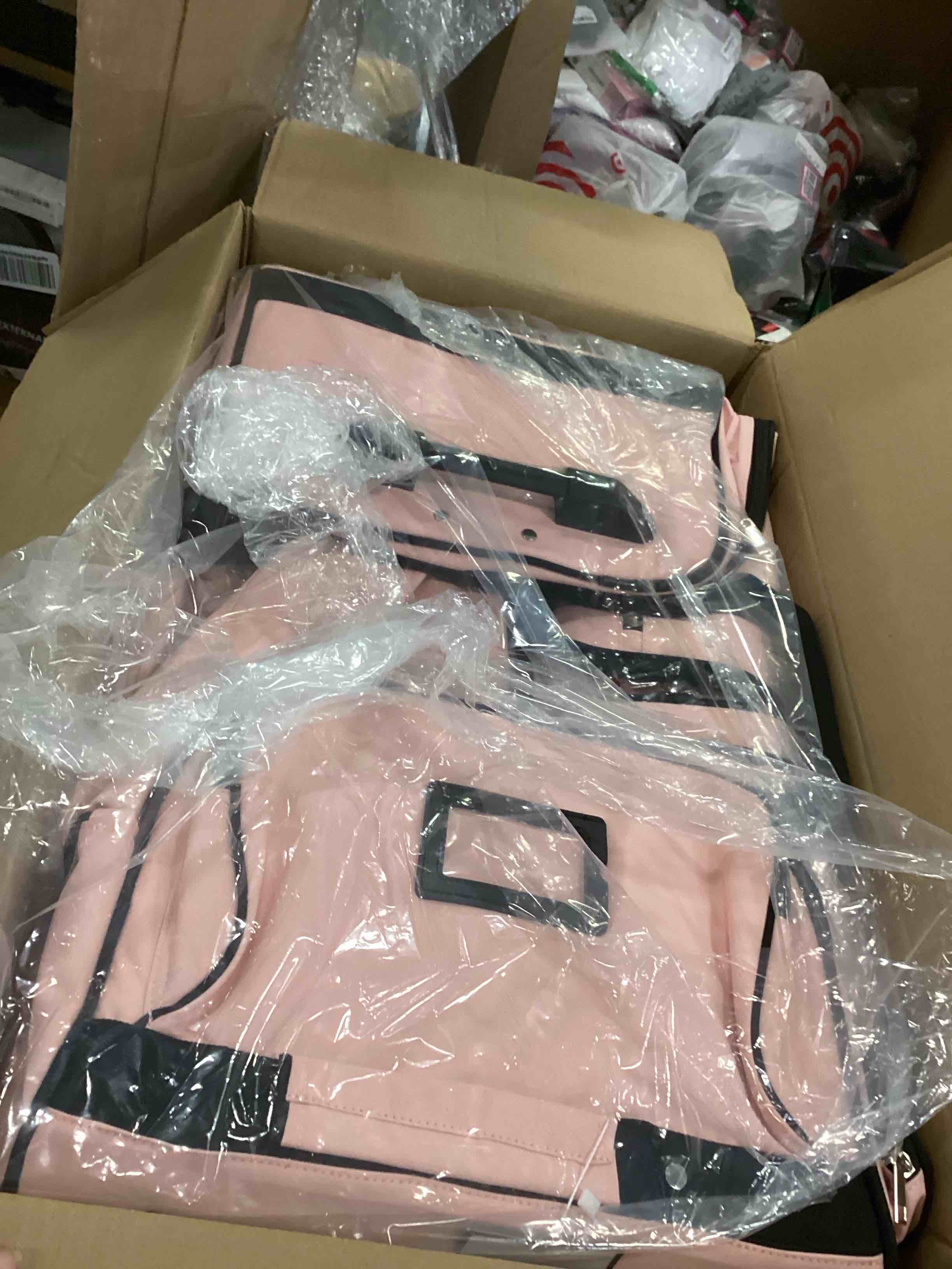 https://s3.amazonaws.com/lotting-images-prod/bidfta/PPE0422856_1729187793438.jpeg