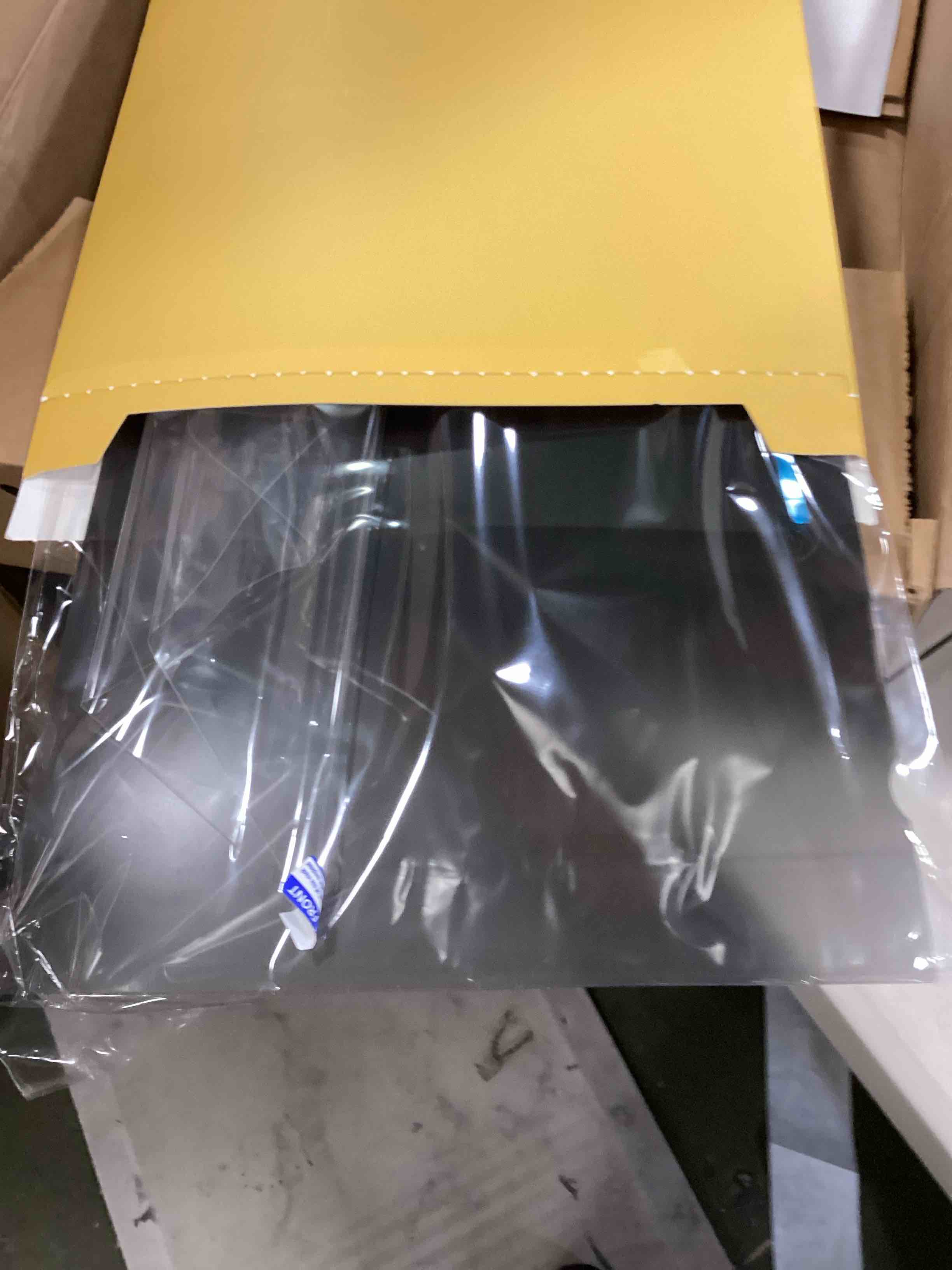 https://s3.amazonaws.com/lotting-images-prod/bidfta/PPE0422871_1729185831127.jpeg