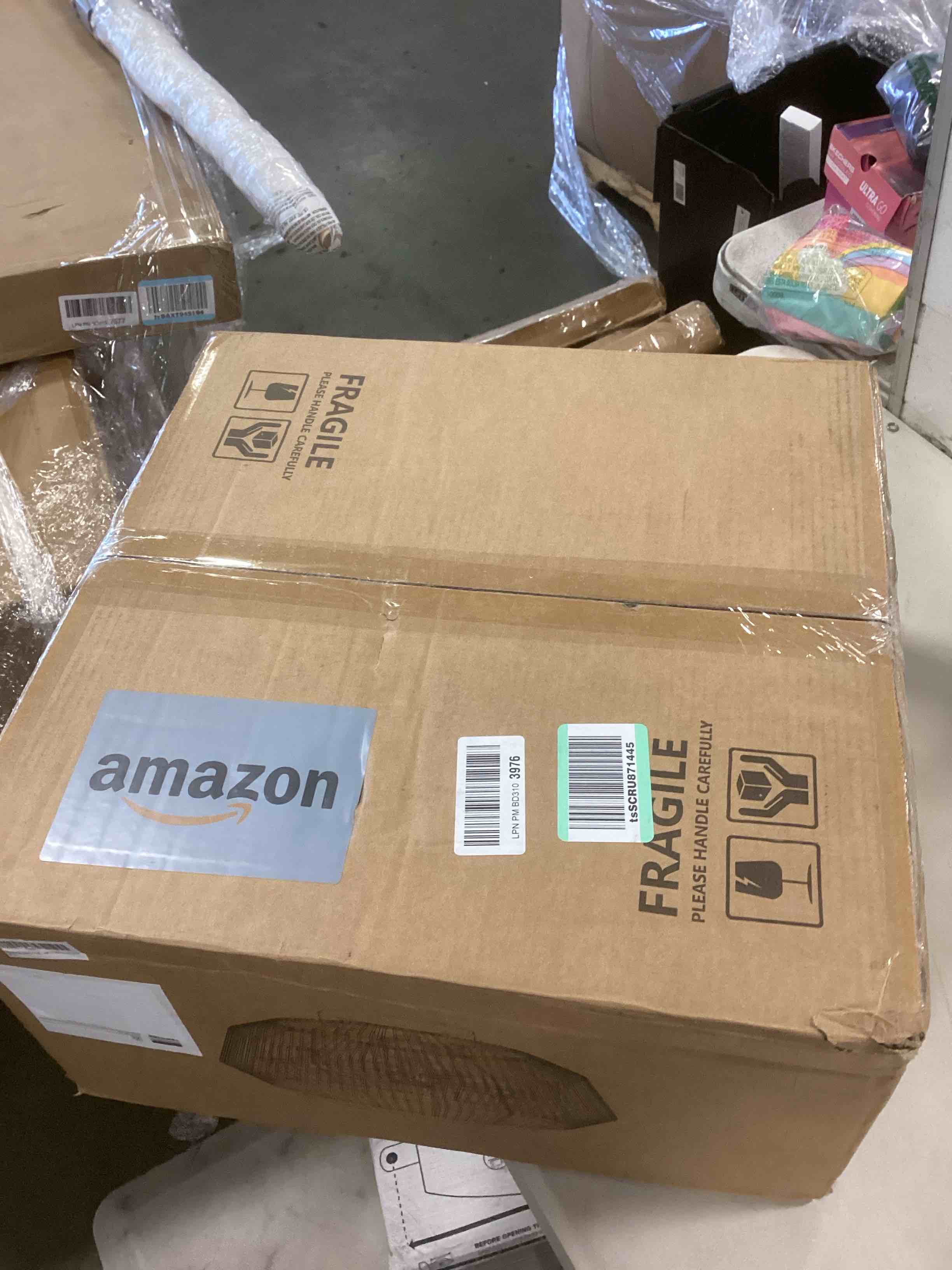 https://s3.amazonaws.com/lotting-images-prod/bidfta/PPE0422968_1729174922171.jpeg