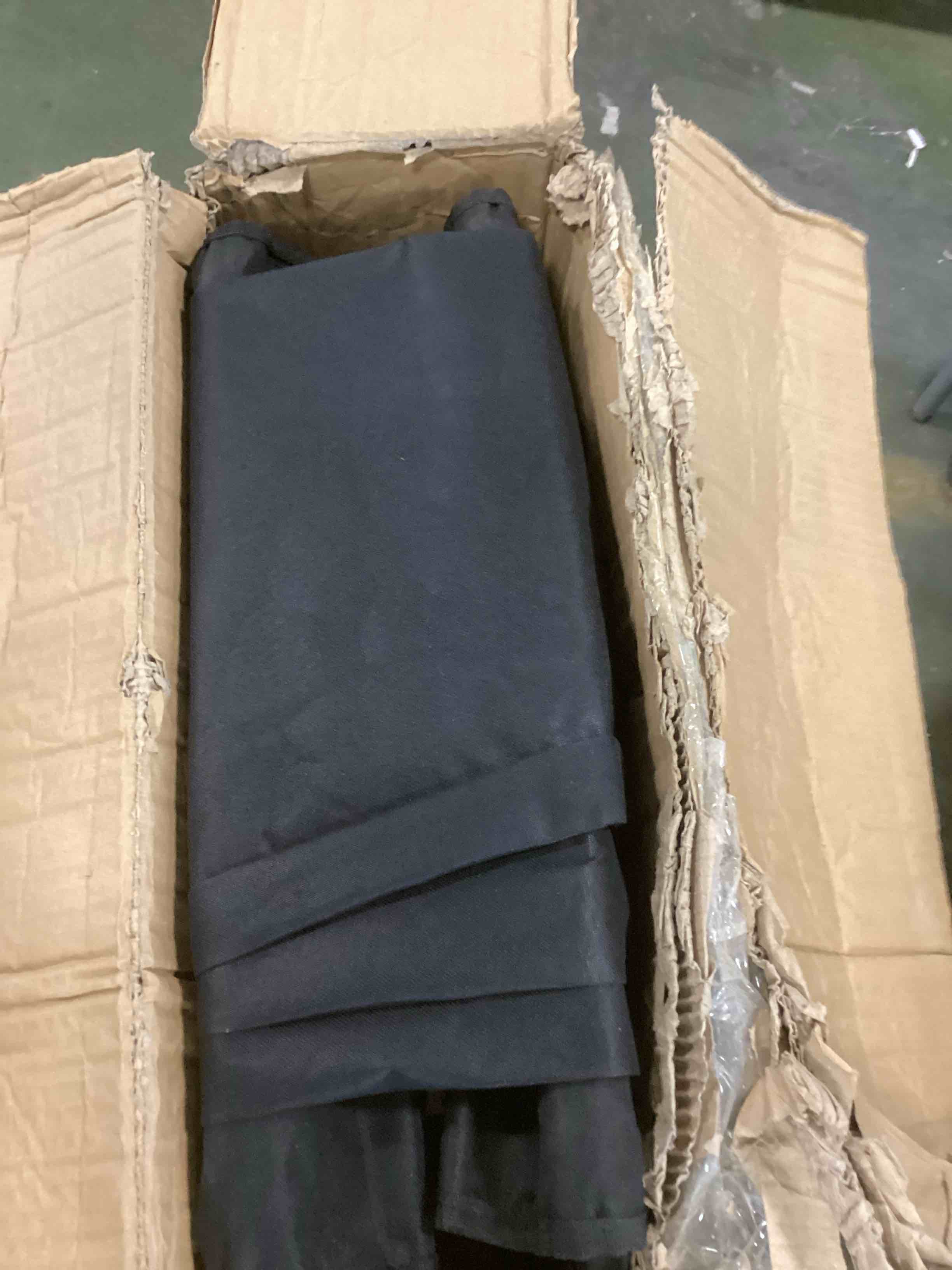https://s3.amazonaws.com/lotting-images-prod/bidfta/PPE0423346_1729082634765.jpeg