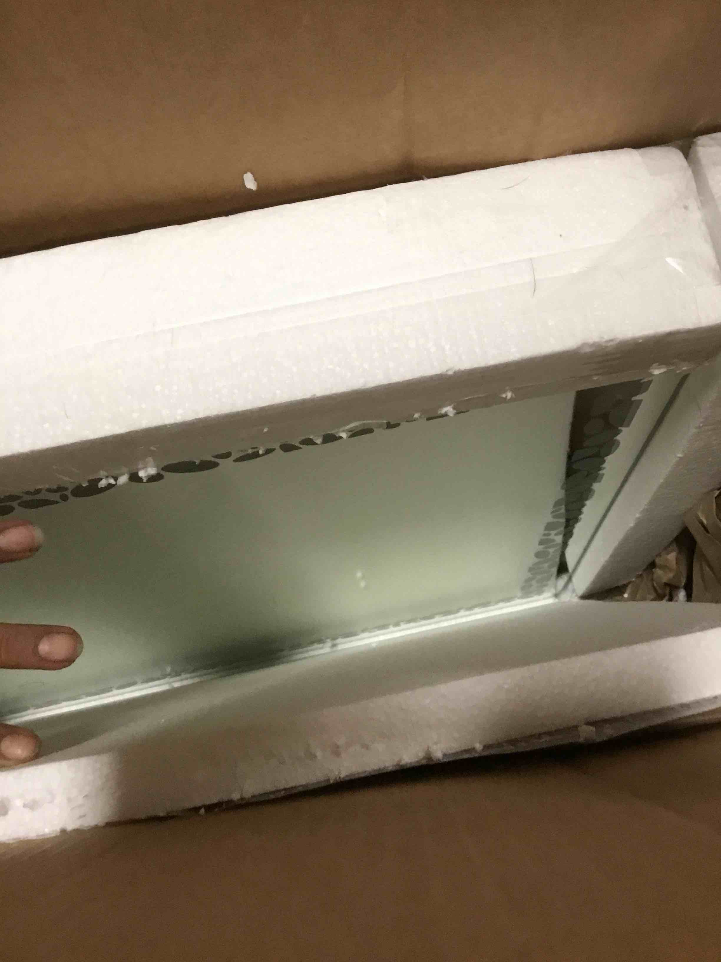 https://s3.amazonaws.com/lotting-images-prod/bidfta/PPE0423448_1729016476939.jpeg