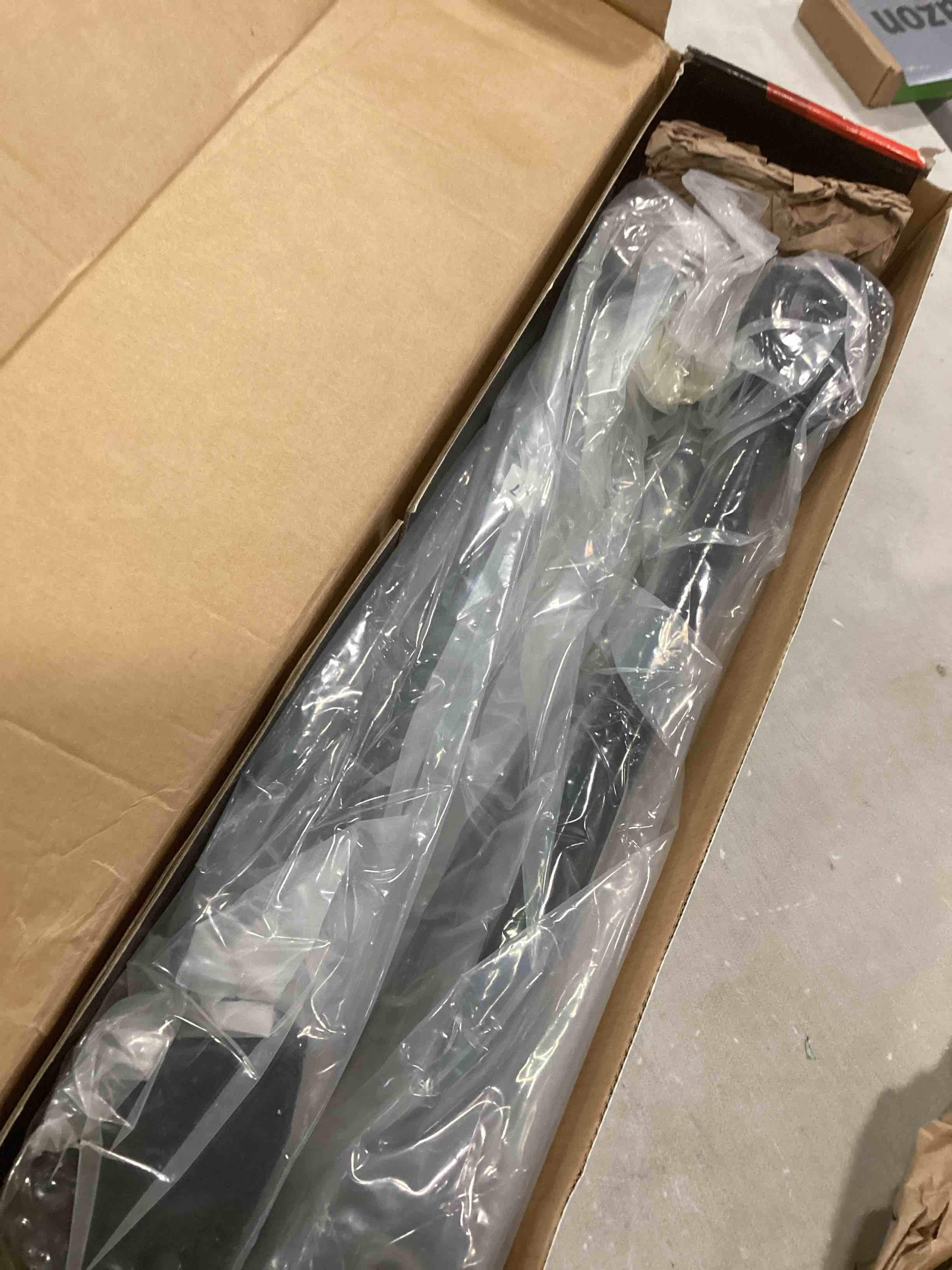https://s3.amazonaws.com/lotting-images-prod/bidfta/PPE0423556_1729000057024.jpeg