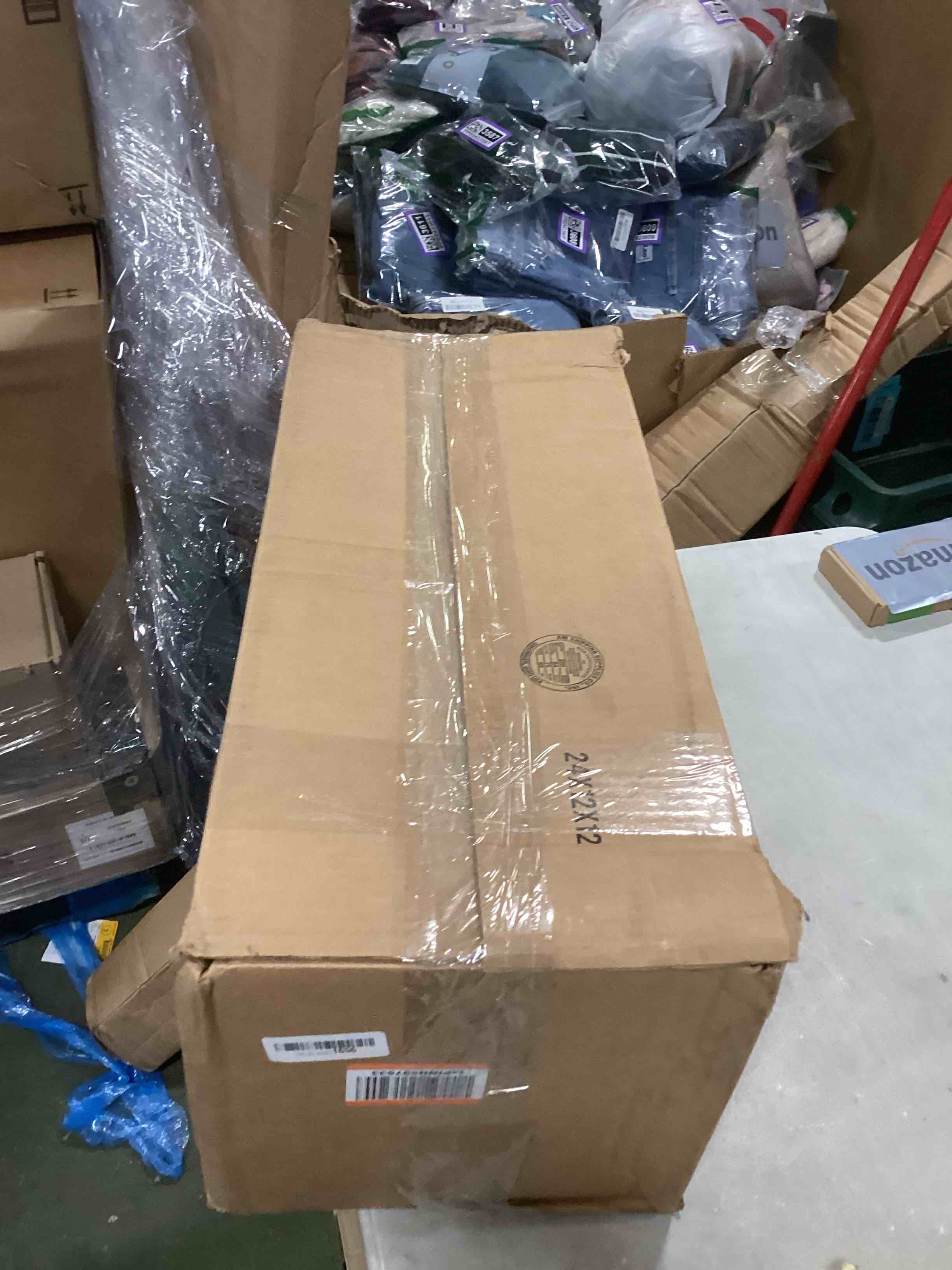https://s3.amazonaws.com/lotting-images-prod/bidfta/PPE0423571_1728998957702.jpeg