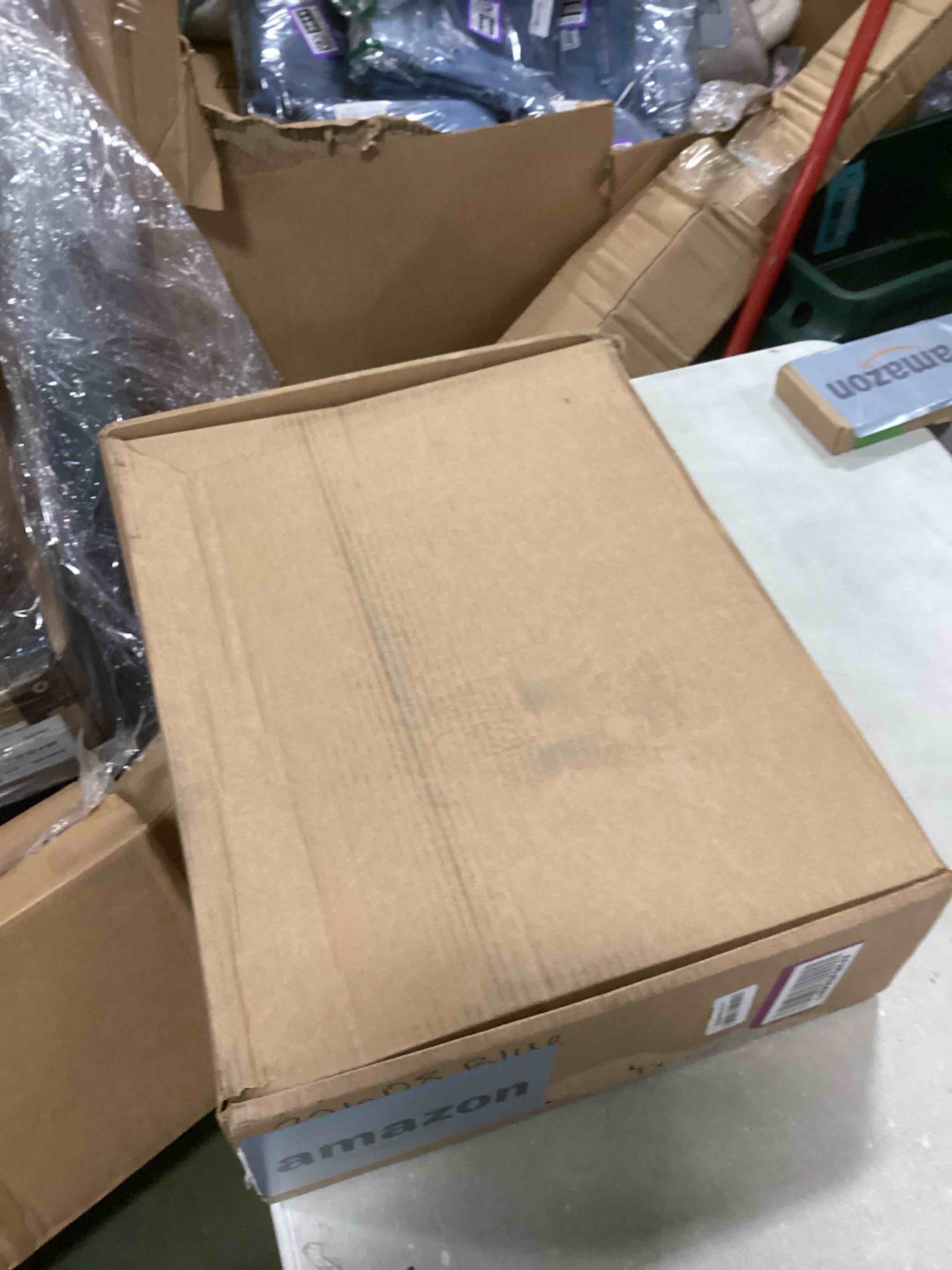 https://s3.amazonaws.com/lotting-images-prod/bidfta/PPE0423572_1728998892211.jpeg