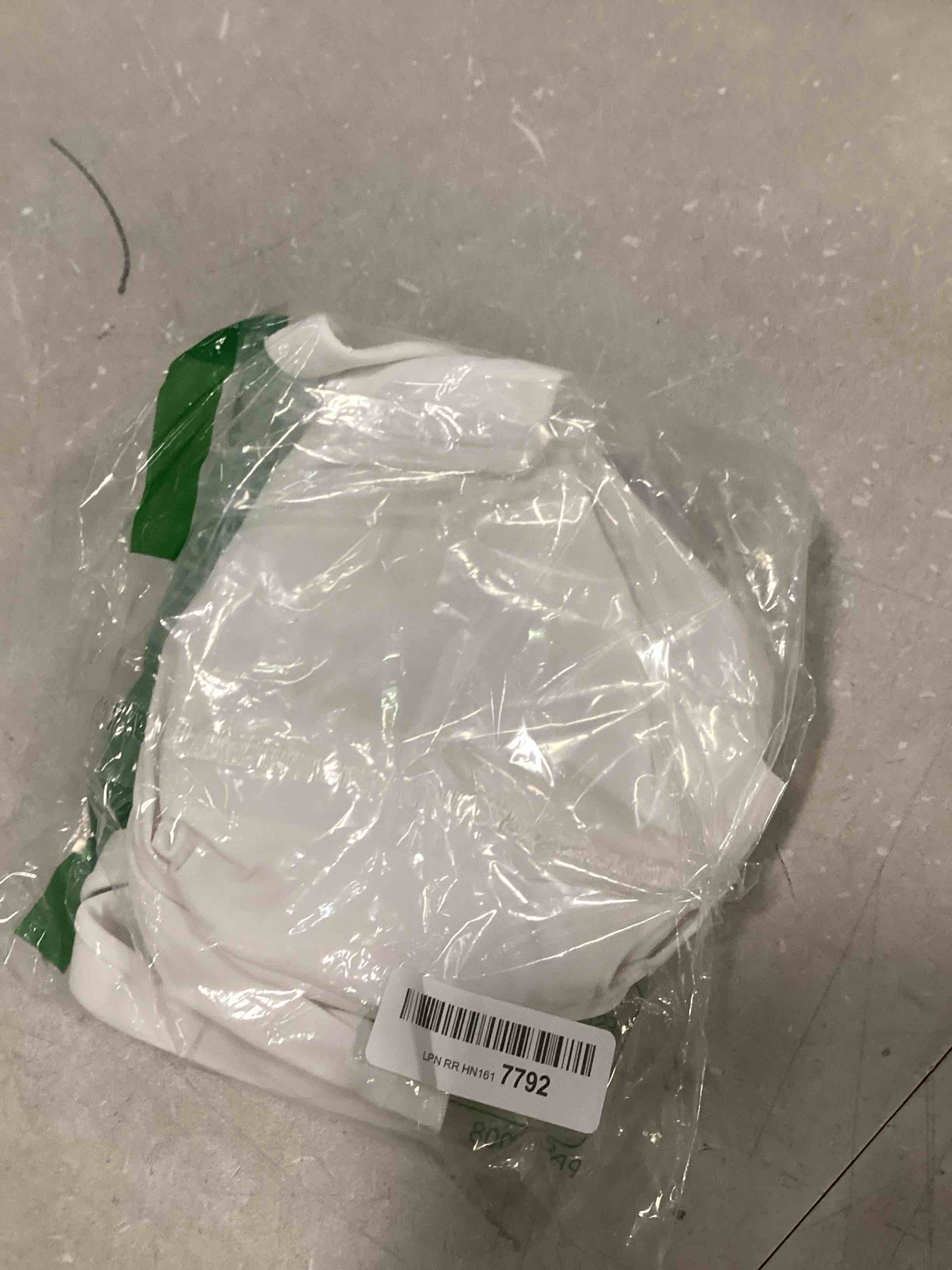 https://s3.amazonaws.com/lotting-images-prod/bidfta/PPE0423847_1728912157467.jpeg