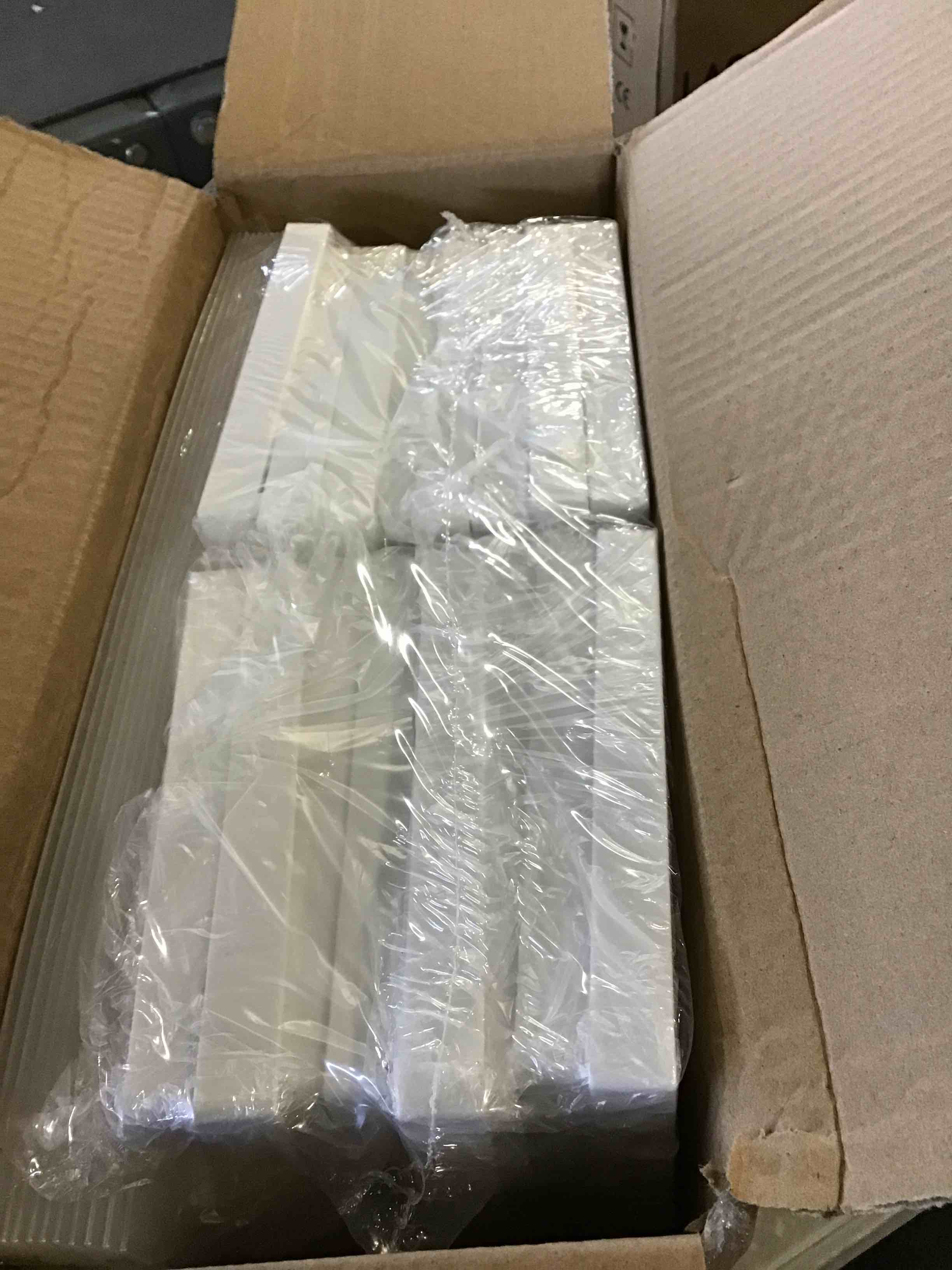 https://s3.amazonaws.com/lotting-images-prod/bidfta/PPE0426640_1729184511307.jpeg