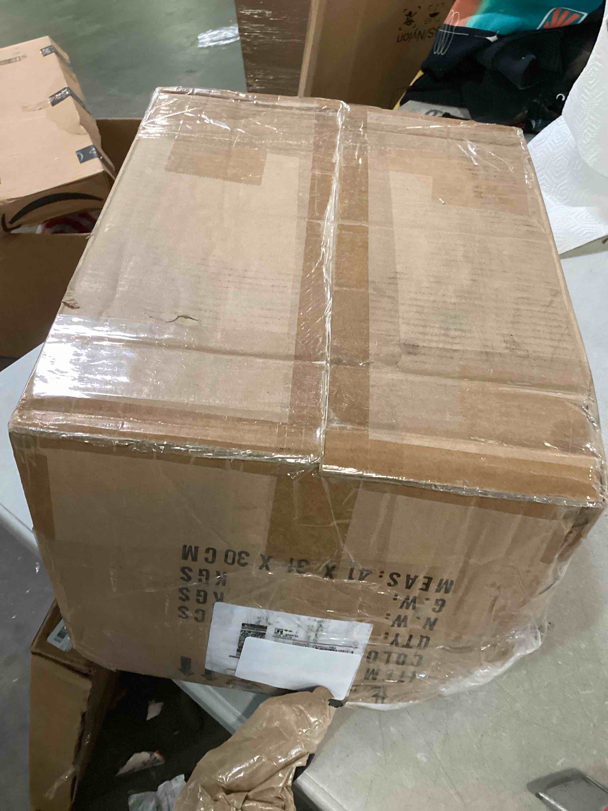 https://s3.amazonaws.com/lotting-images-prod/bidfta/PPE0428862_1728409195486.jpeg