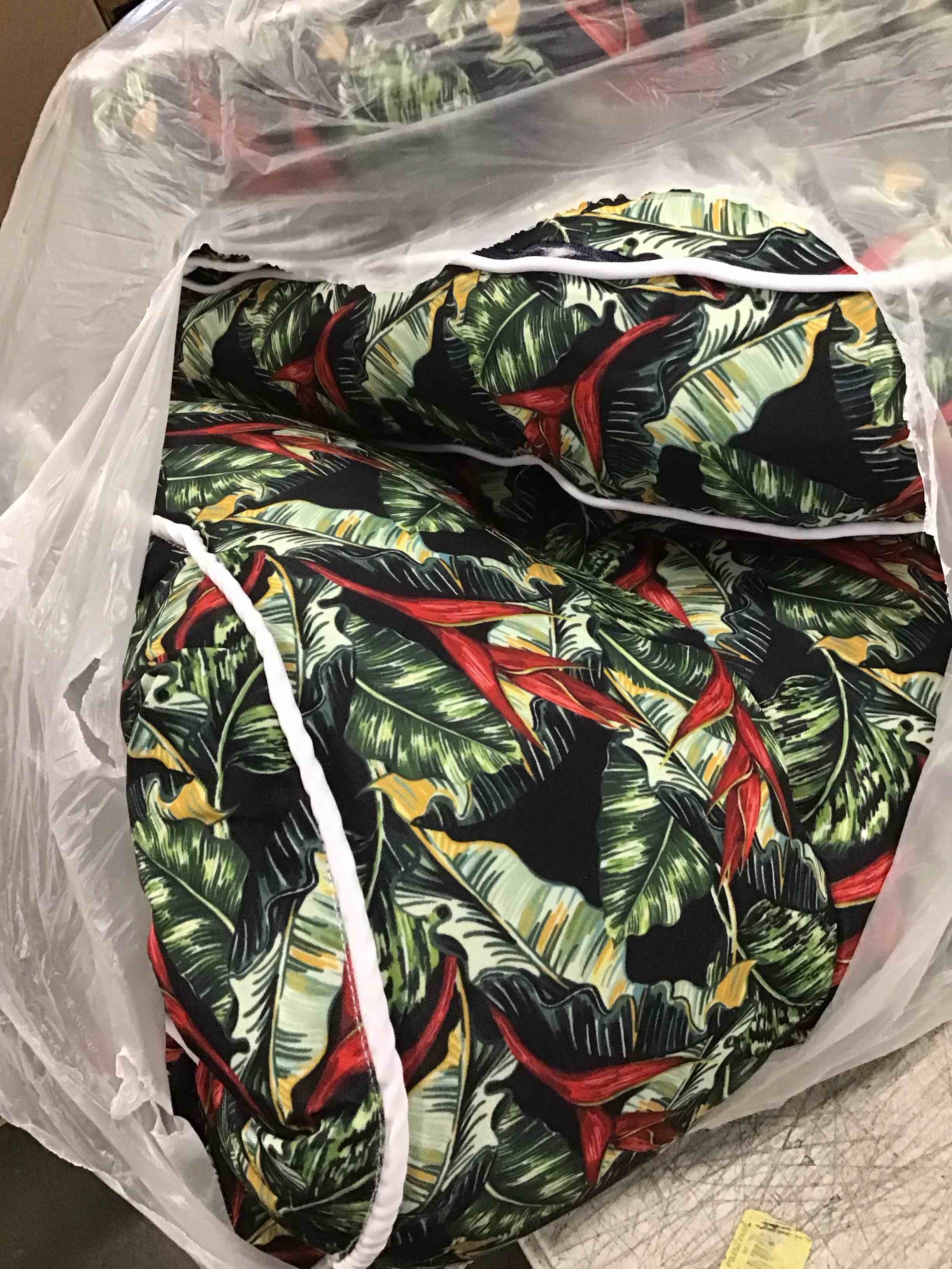 https://s3.amazonaws.com/lotting-images-prod/bidfta/PPE0430215_1729186775222.jpeg