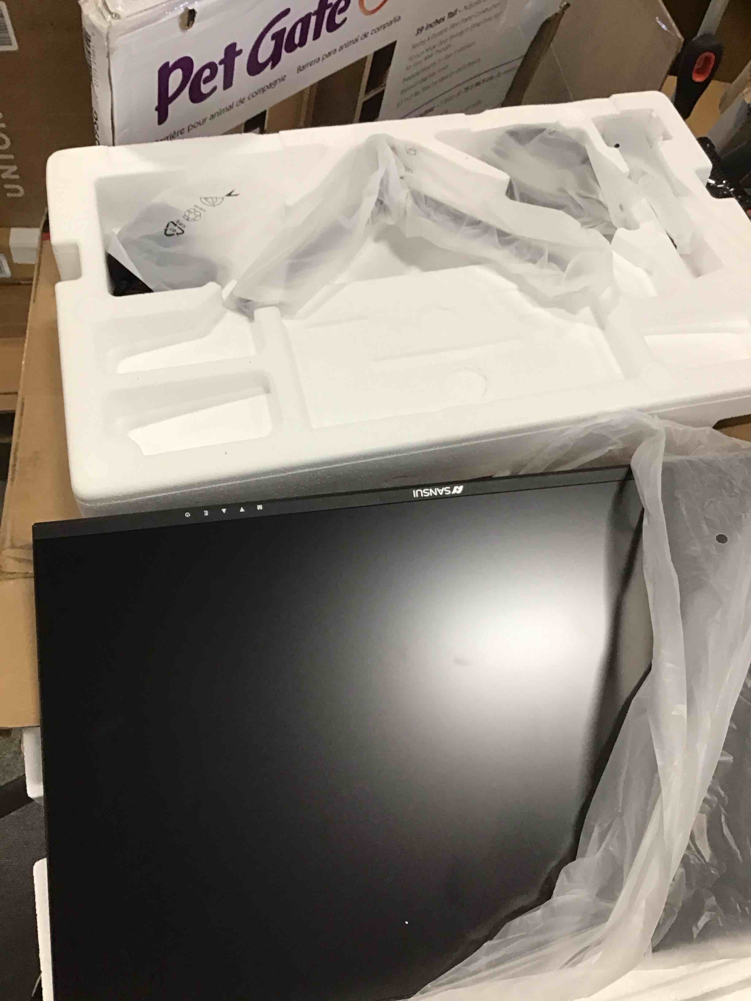 https://s3.amazonaws.com/lotting-images-prod/bidfta/PPE0430276_1729176076221.jpeg