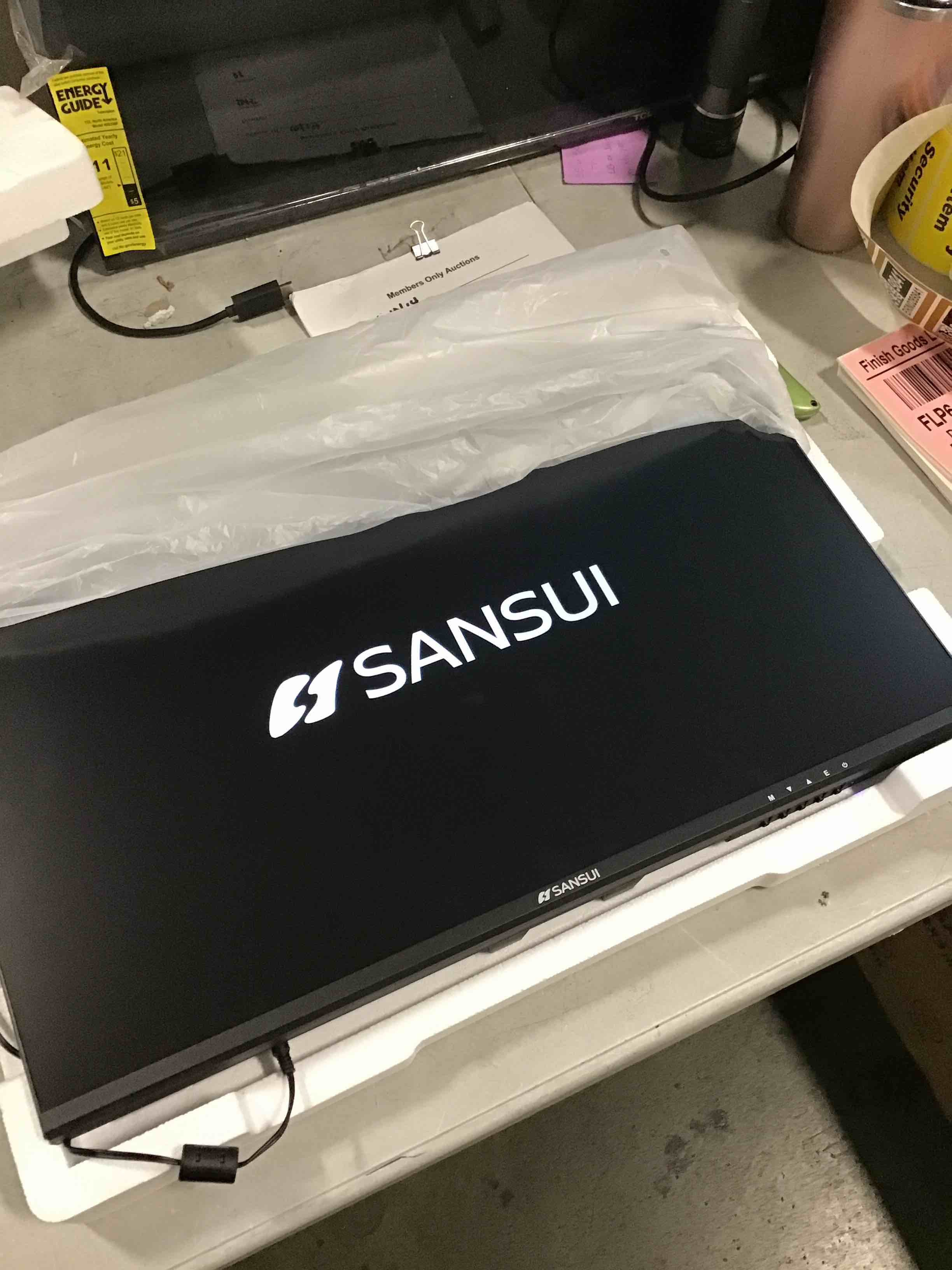 https://s3.amazonaws.com/lotting-images-prod/bidfta/PPE0430276_1729256163386.jpeg