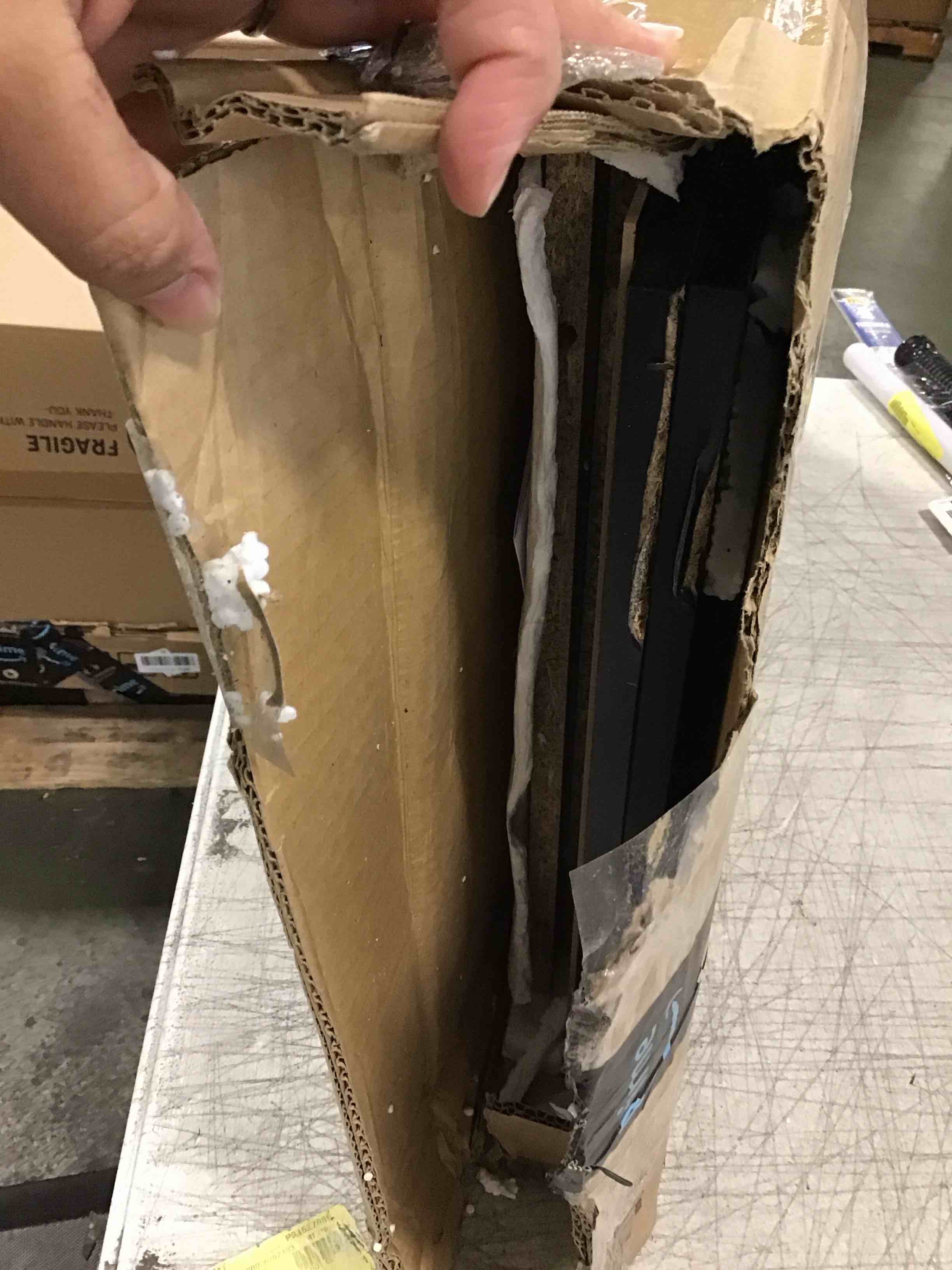 https://s3.amazonaws.com/lotting-images-prod/bidfta/PPE0430308_1729168467957.jpeg