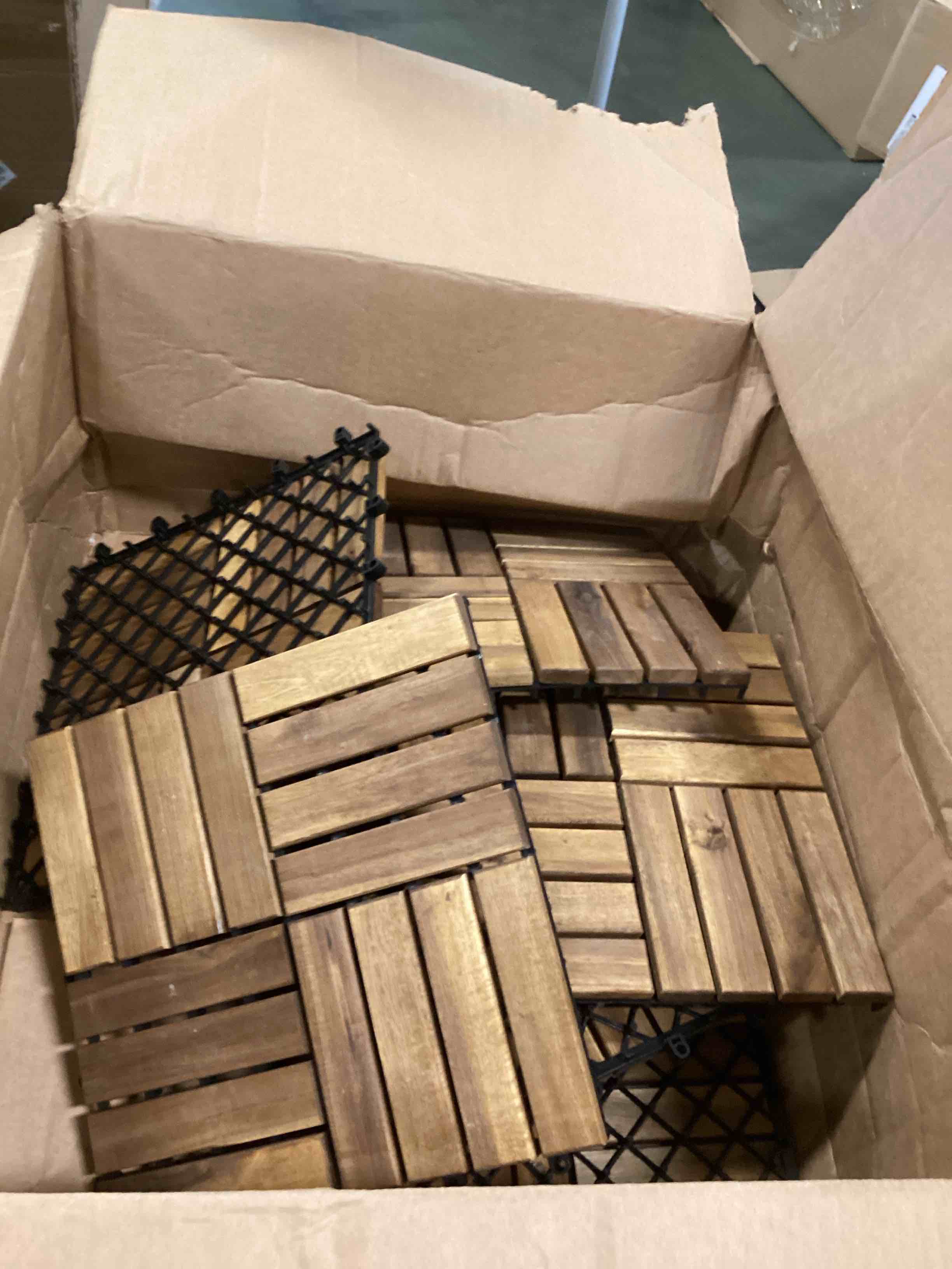 https://s3.amazonaws.com/lotting-images-prod/bidfta/PPE0430515_1729081178348.jpeg