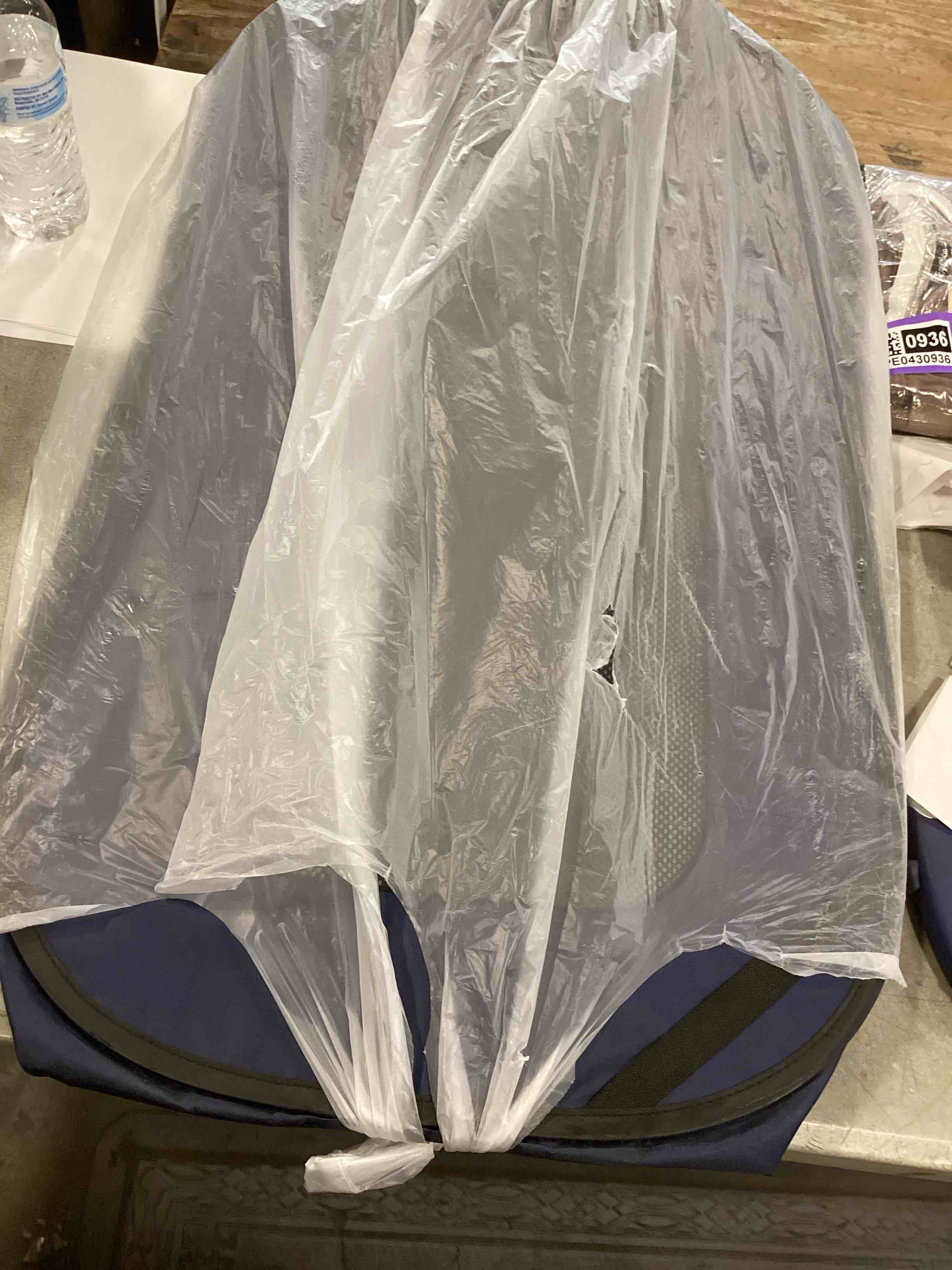 https://s3.amazonaws.com/lotting-images-prod/bidfta/PPE0430923_1728748839513.jpeg