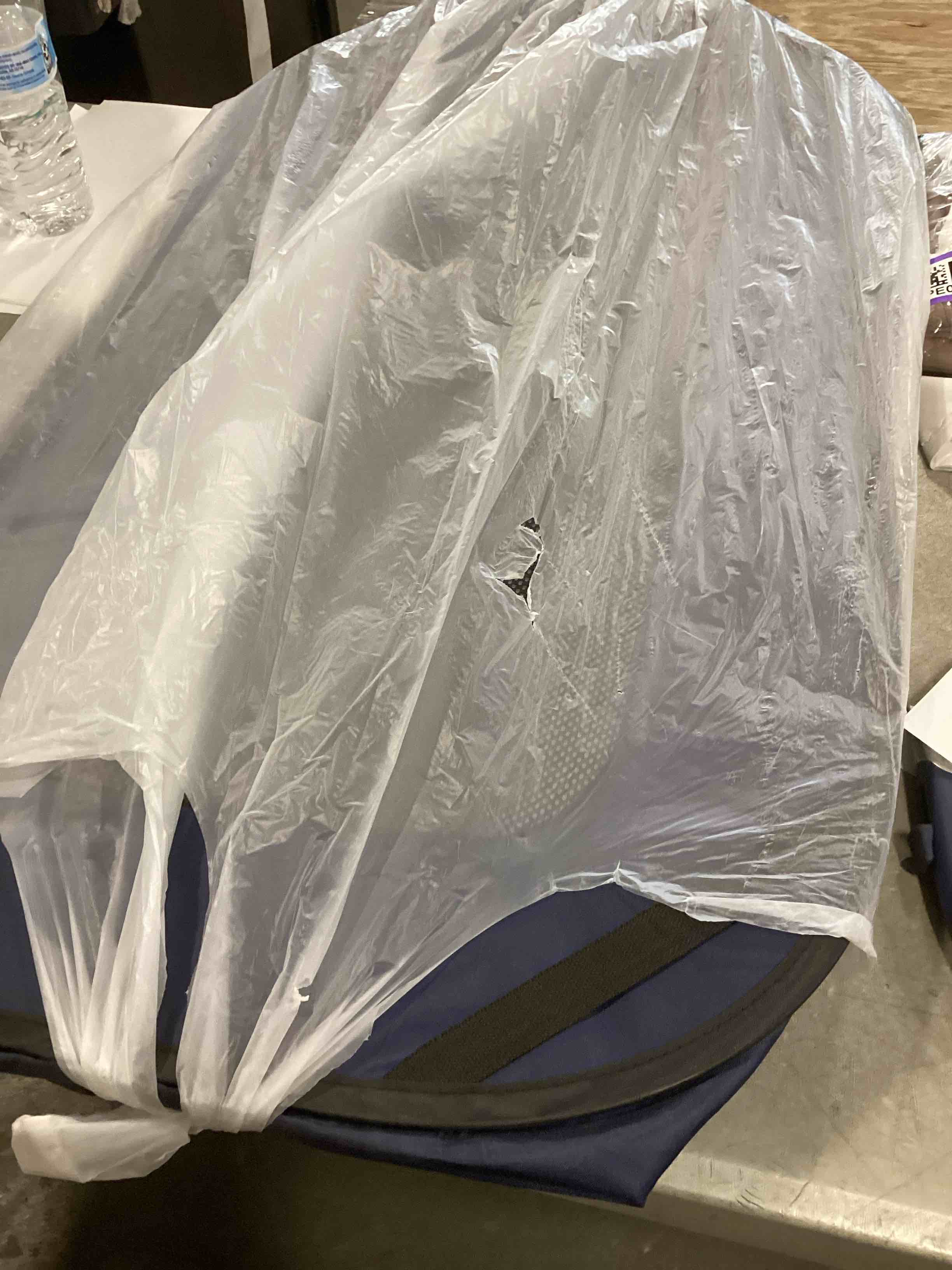 https://s3.amazonaws.com/lotting-images-prod/bidfta/PPE0430923_1728748841767.jpeg