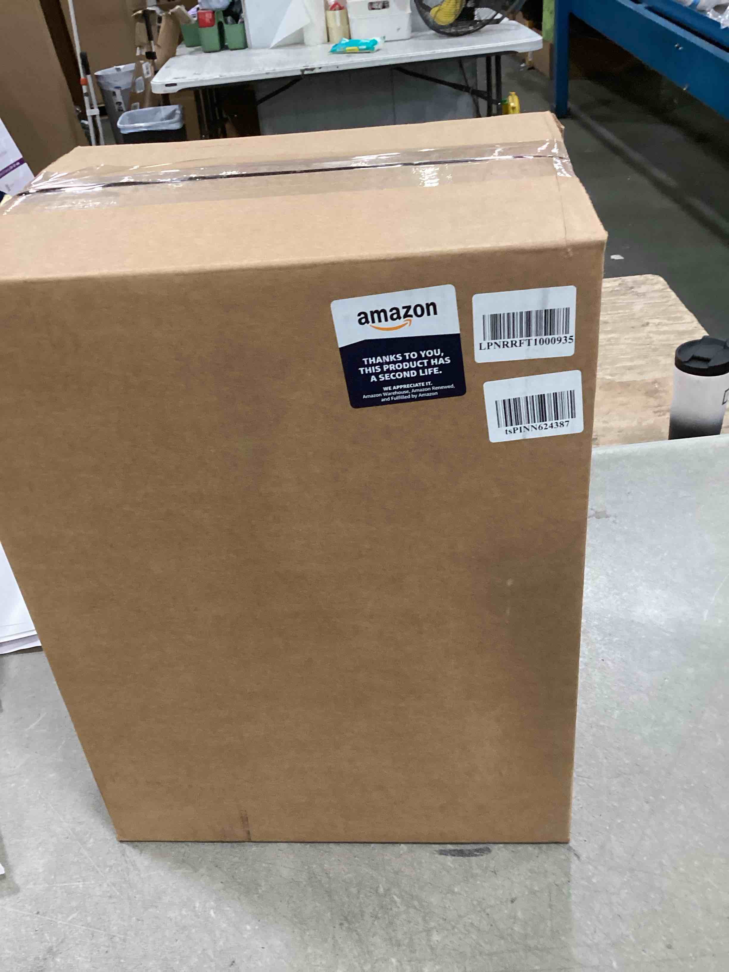 https://s3.amazonaws.com/lotting-images-prod/bidfta/PPE0431076_1728732109322.jpeg