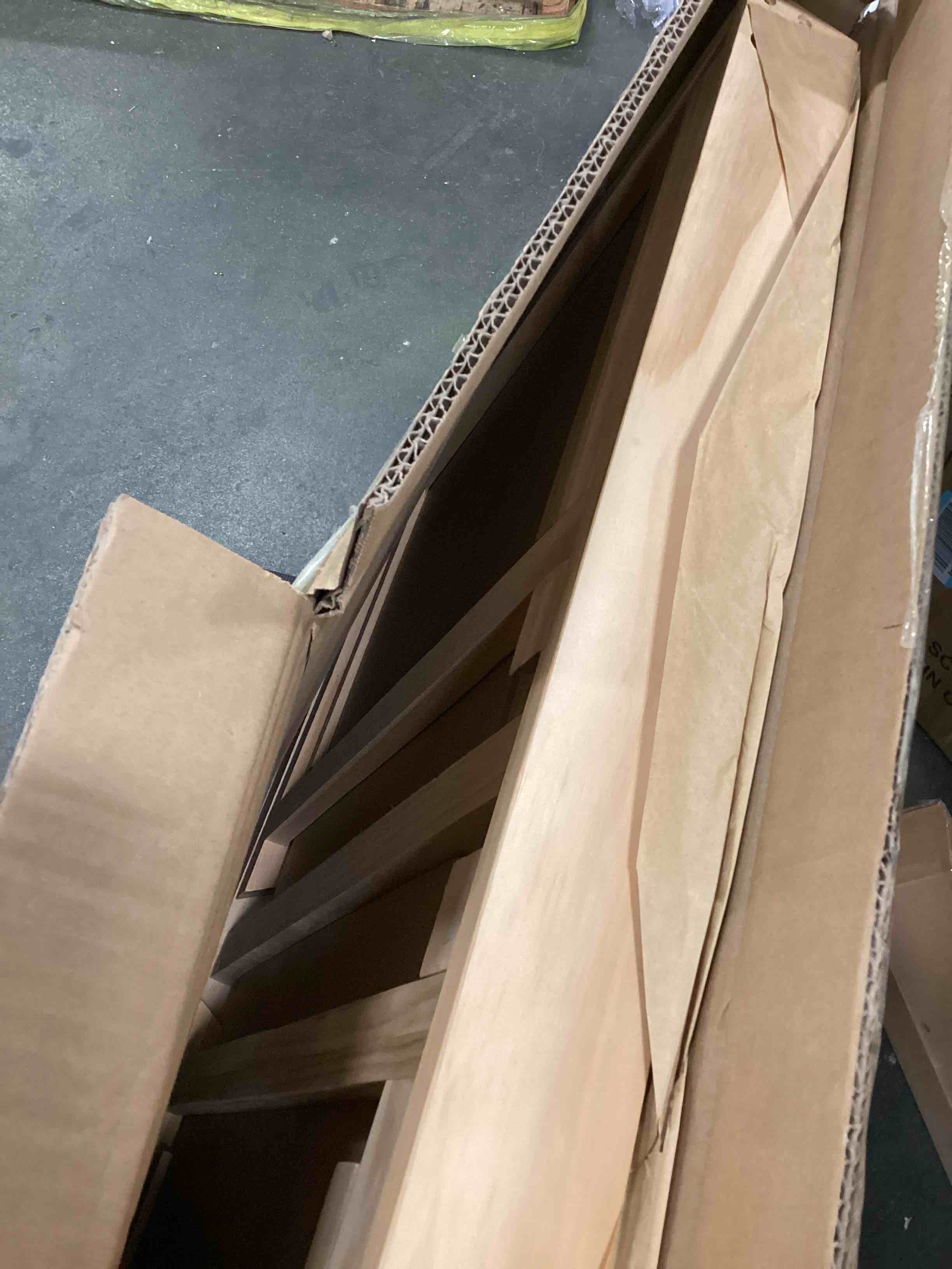 https://s3.amazonaws.com/lotting-images-prod/bidfta/PPE0431086_1728677316566.jpeg