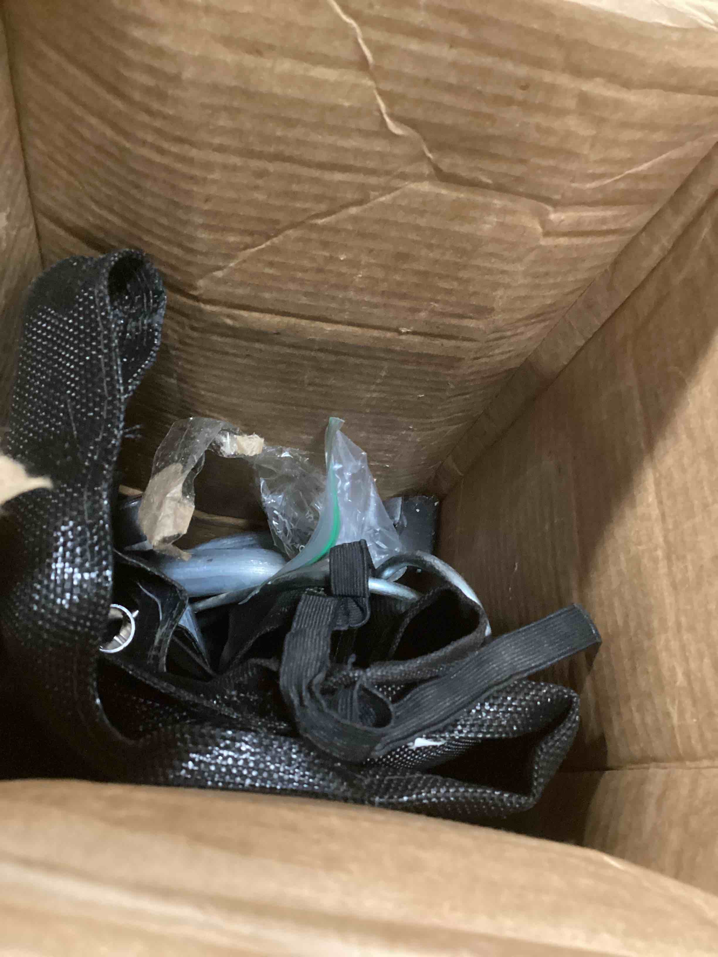https://s3.amazonaws.com/lotting-images-prod/bidfta/PPE0431485_1728501909345.jpeg