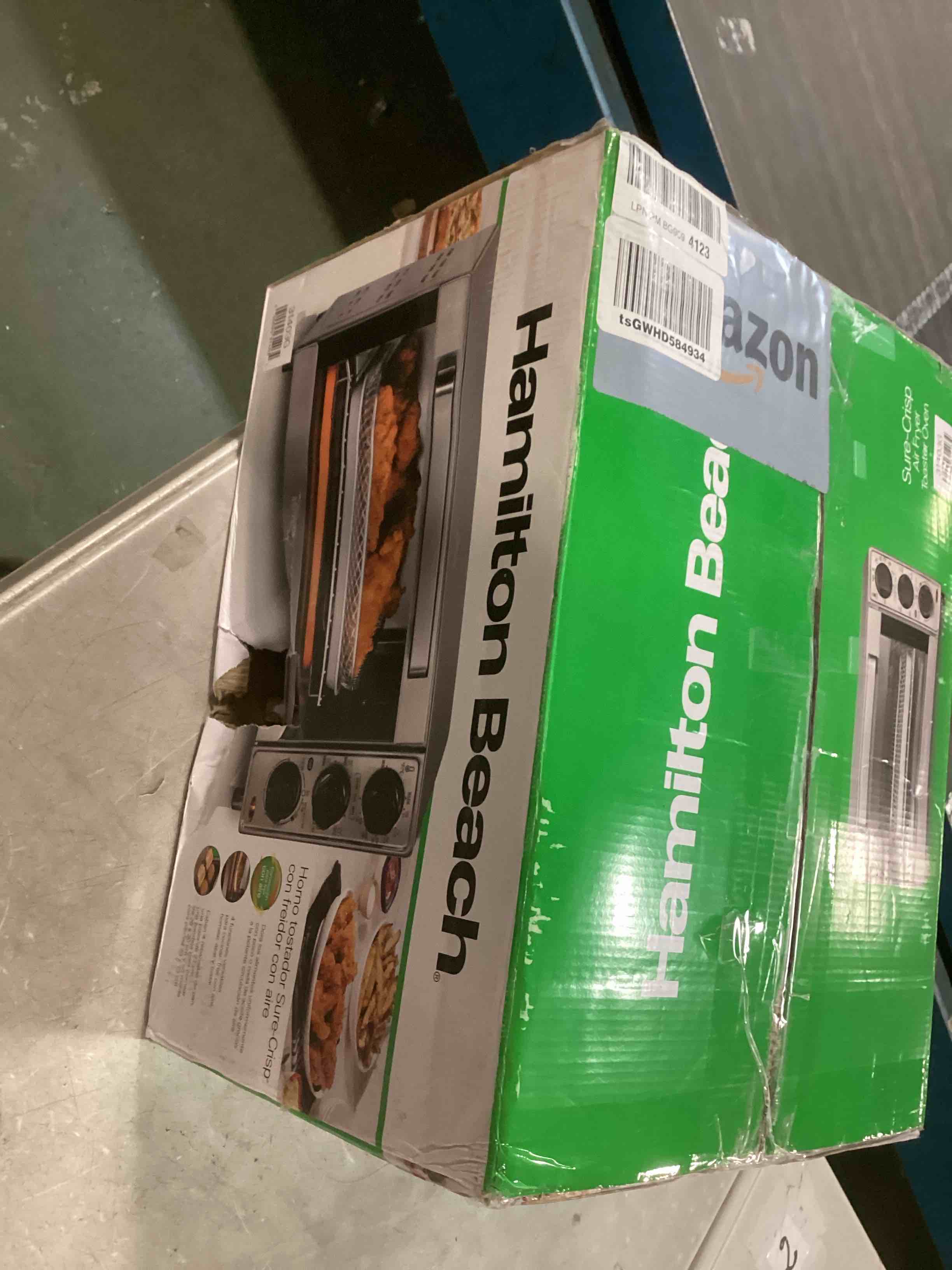 Hamilton Beach SureCrisp Toaster Oven Air Fryer Combo, Fits 9” Pizza