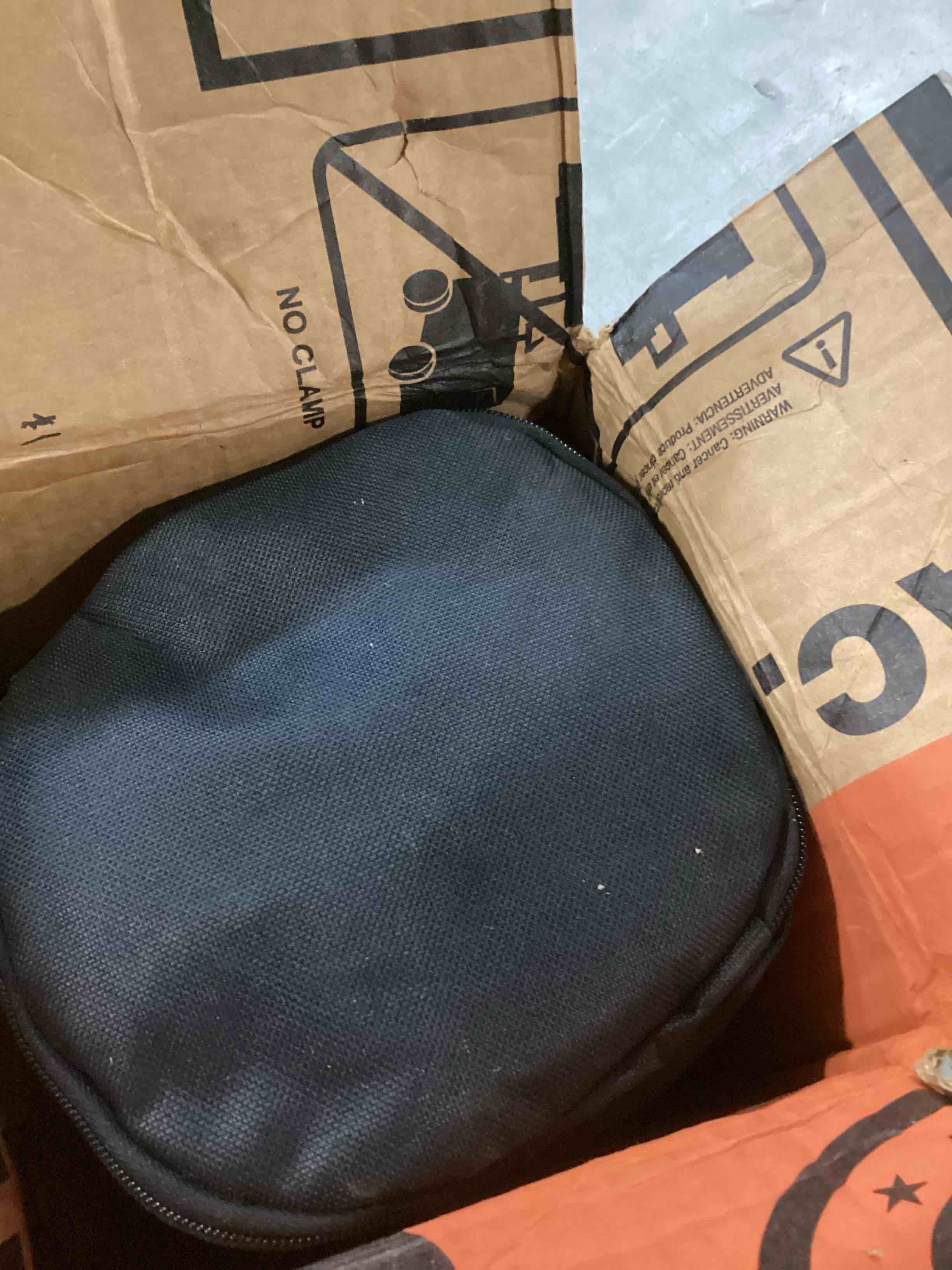 https://s3.amazonaws.com/lotting-images-prod/bidfta/PPE0432364_1729136134189.jpeg