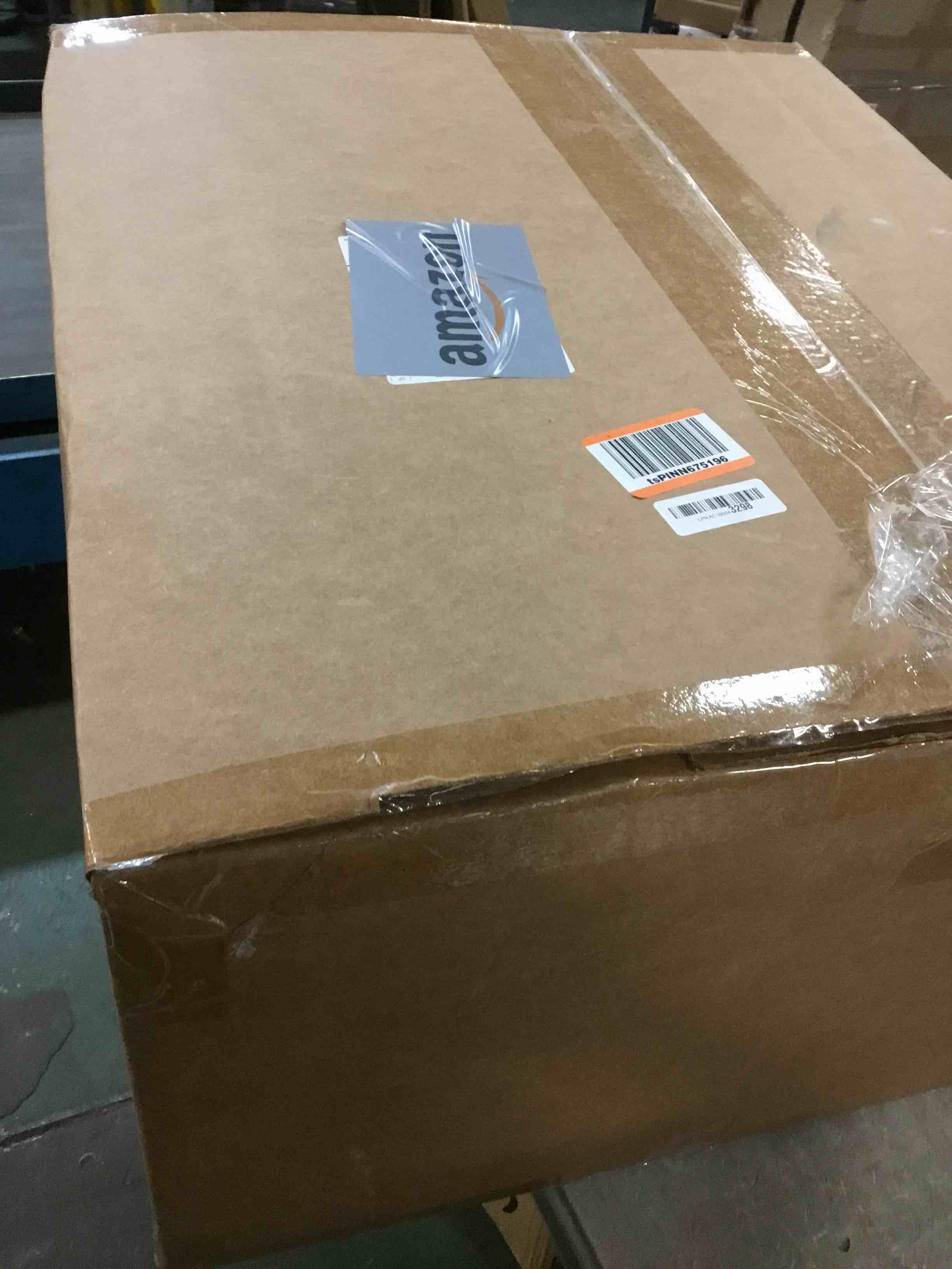 https://s3.amazonaws.com/lotting-images-prod/bidfta/PPE0432441_1729124652662.jpeg