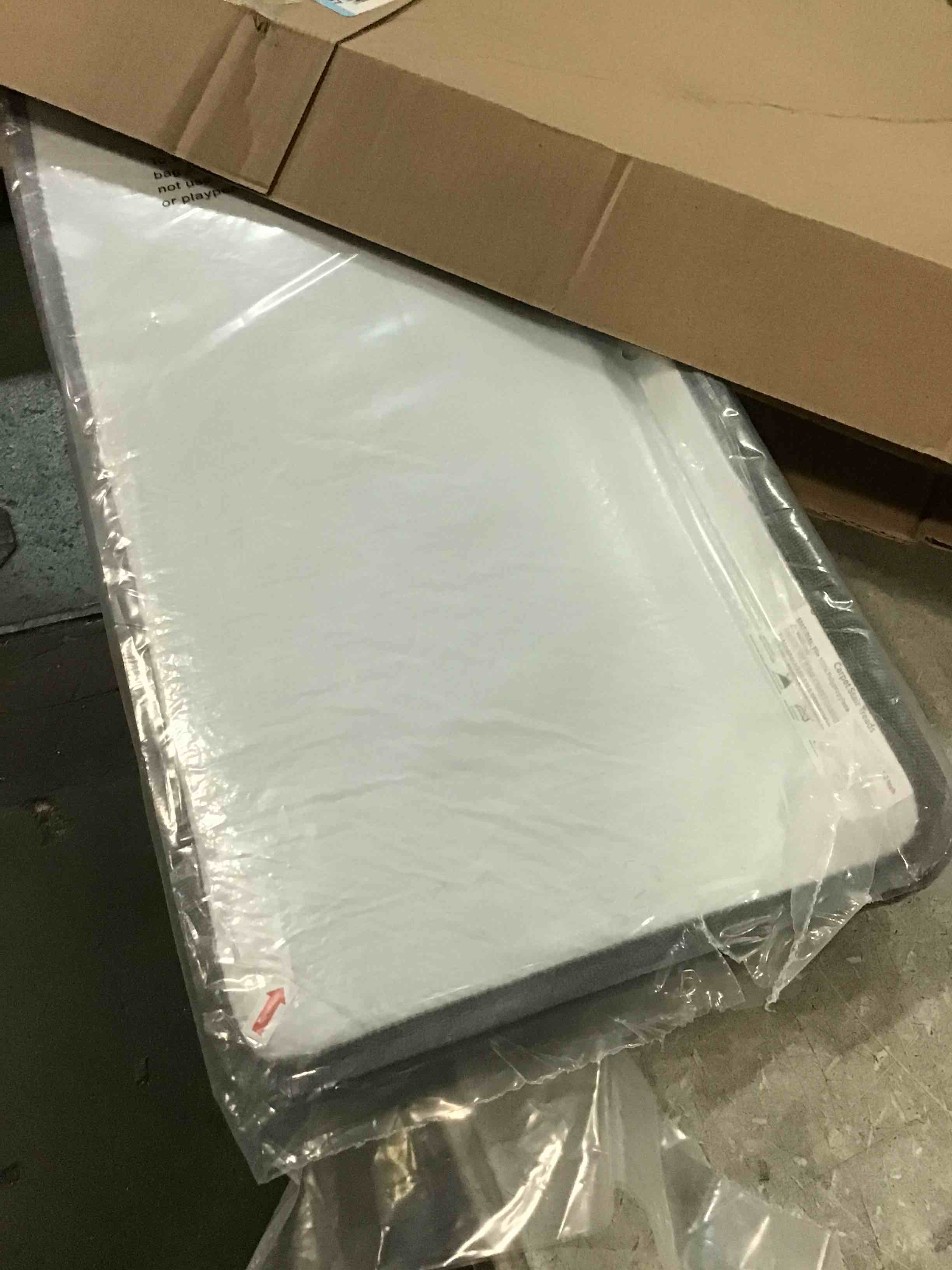 https://s3.amazonaws.com/lotting-images-prod/bidfta/PPE0433298_1728611794530.jpeg