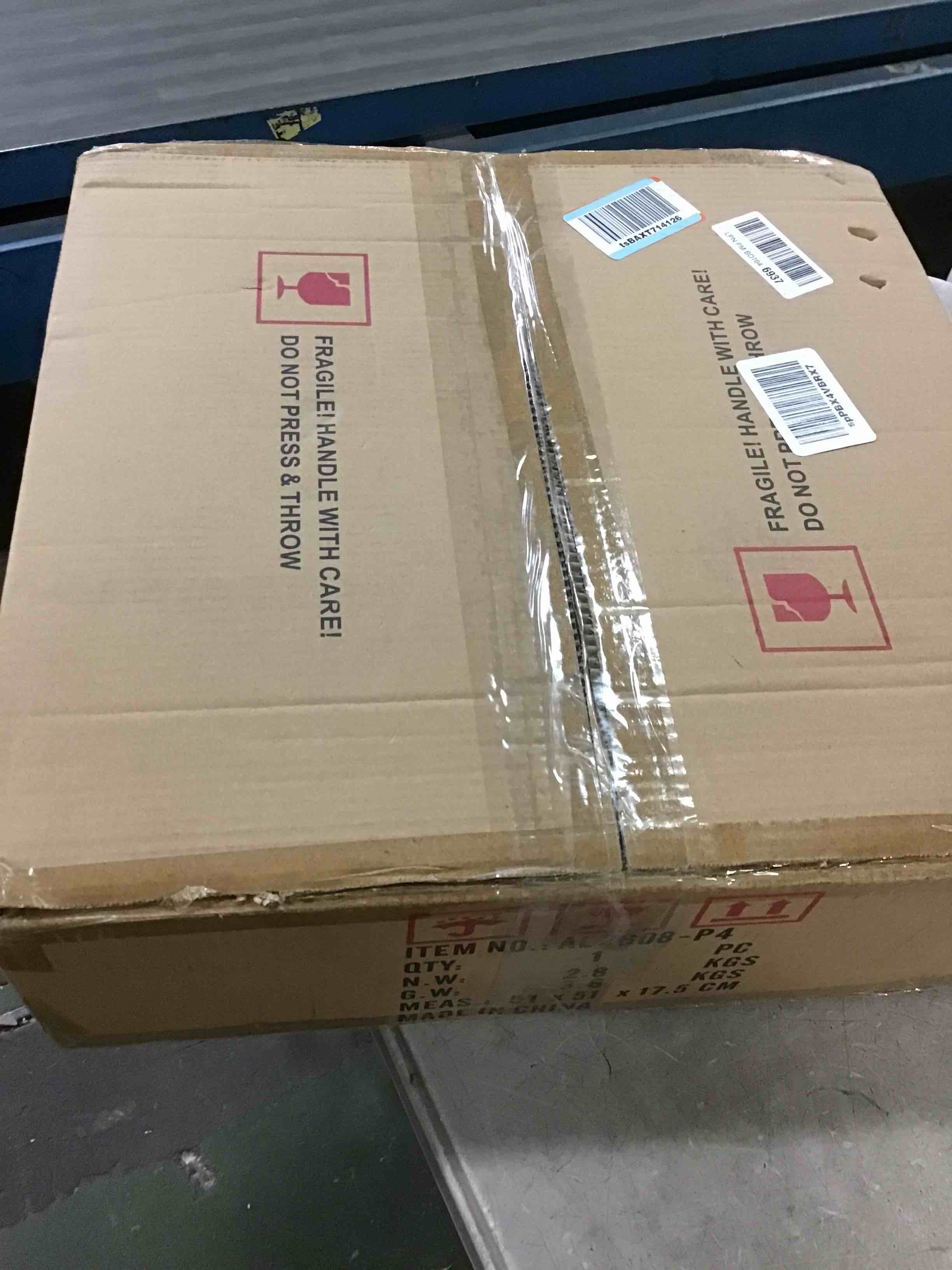 https://s3.amazonaws.com/lotting-images-prod/bidfta/PPE0433362_1728603076069.jpeg