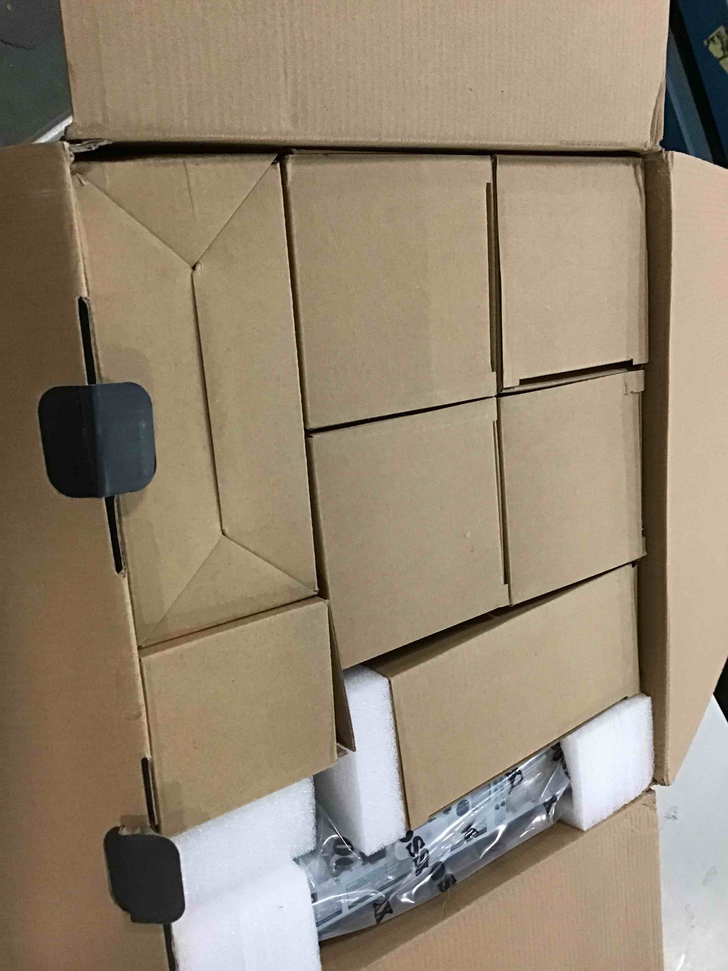 https://s3.amazonaws.com/lotting-images-prod/bidfta/PPE0433514_1728527167756.jpeg