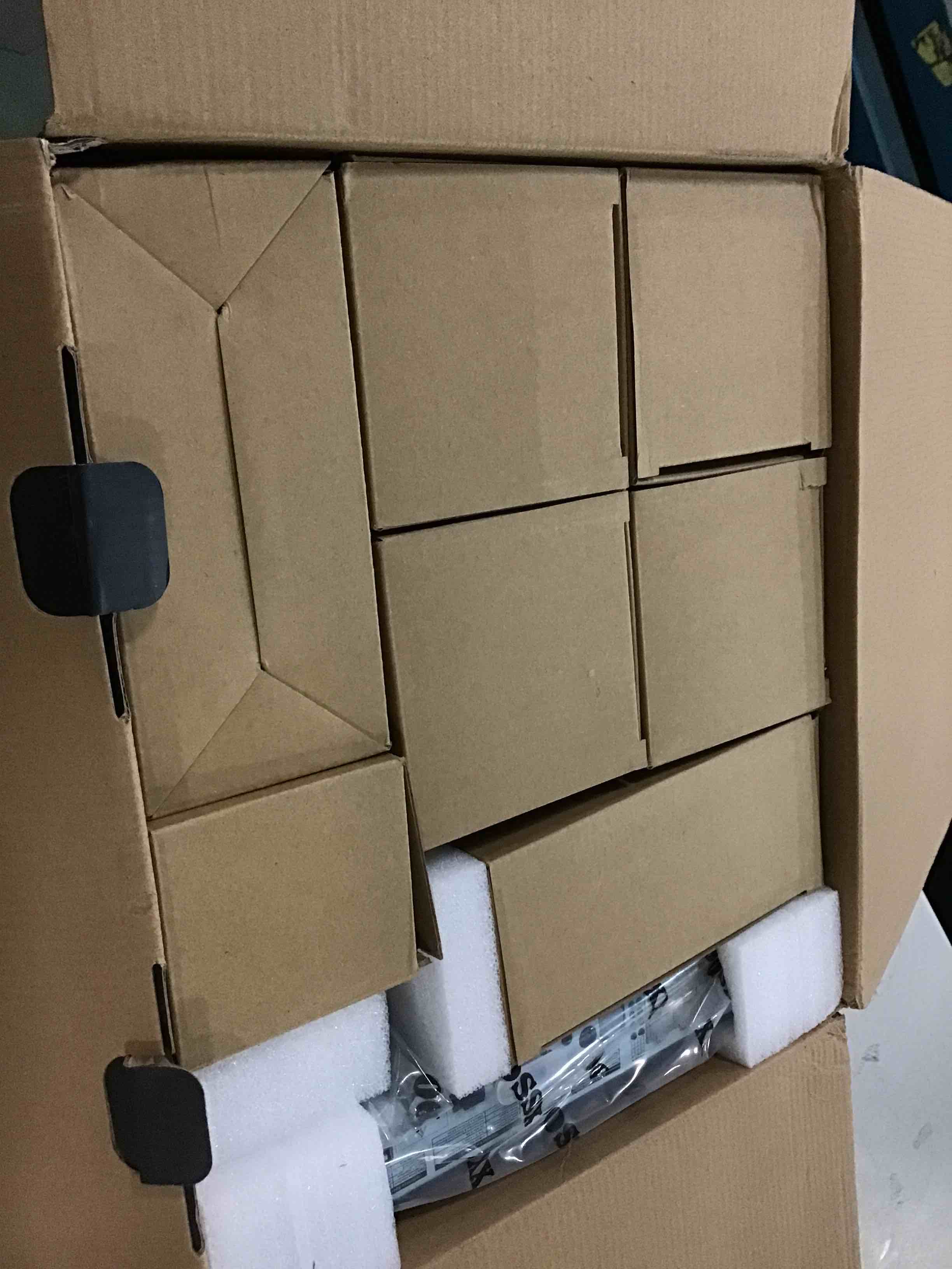 https://s3.amazonaws.com/lotting-images-prod/bidfta/PPE0433514_1728527169260.jpeg