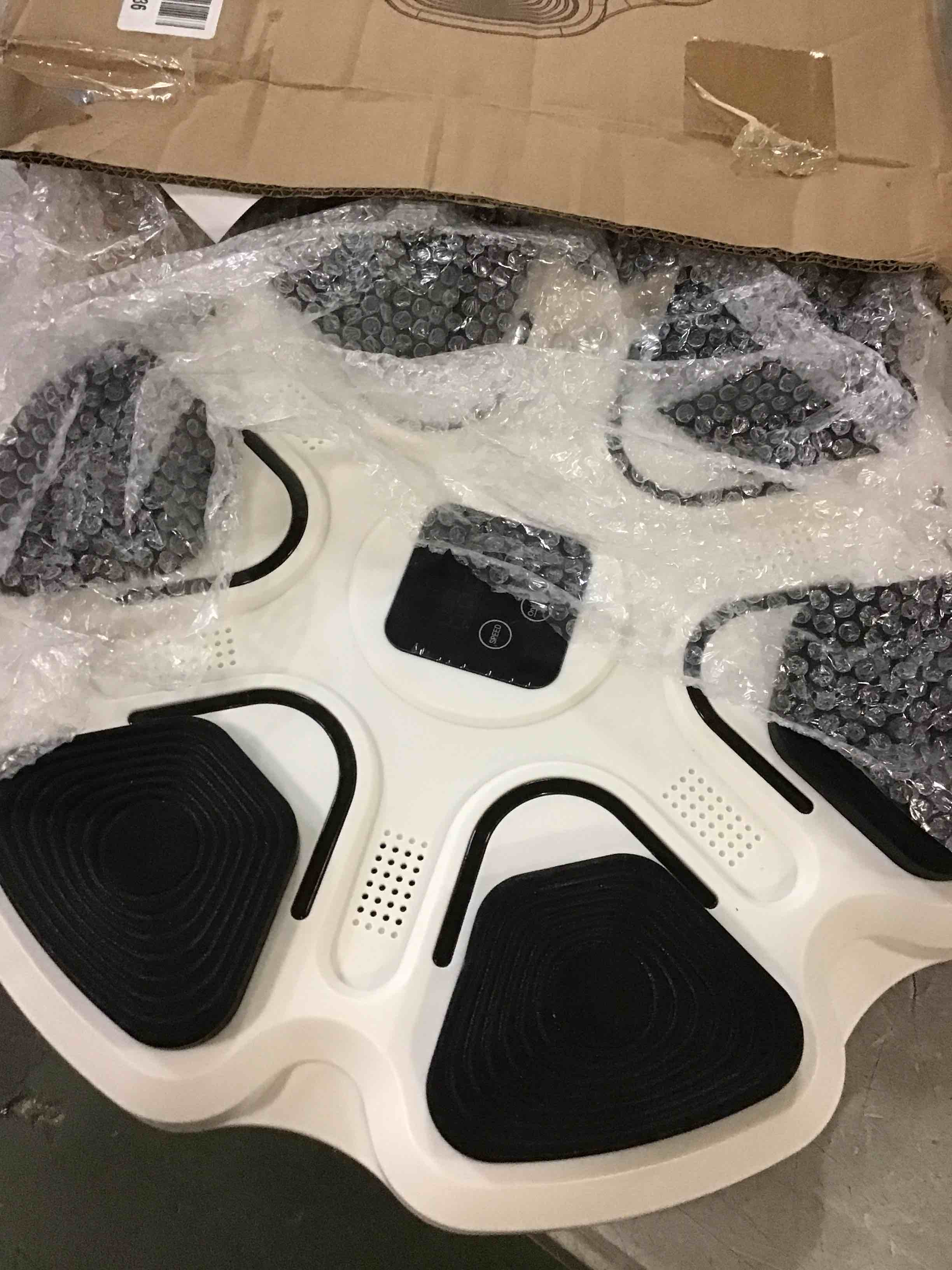 https://s3.amazonaws.com/lotting-images-prod/bidfta/PPE0433757_1728440431025.jpeg