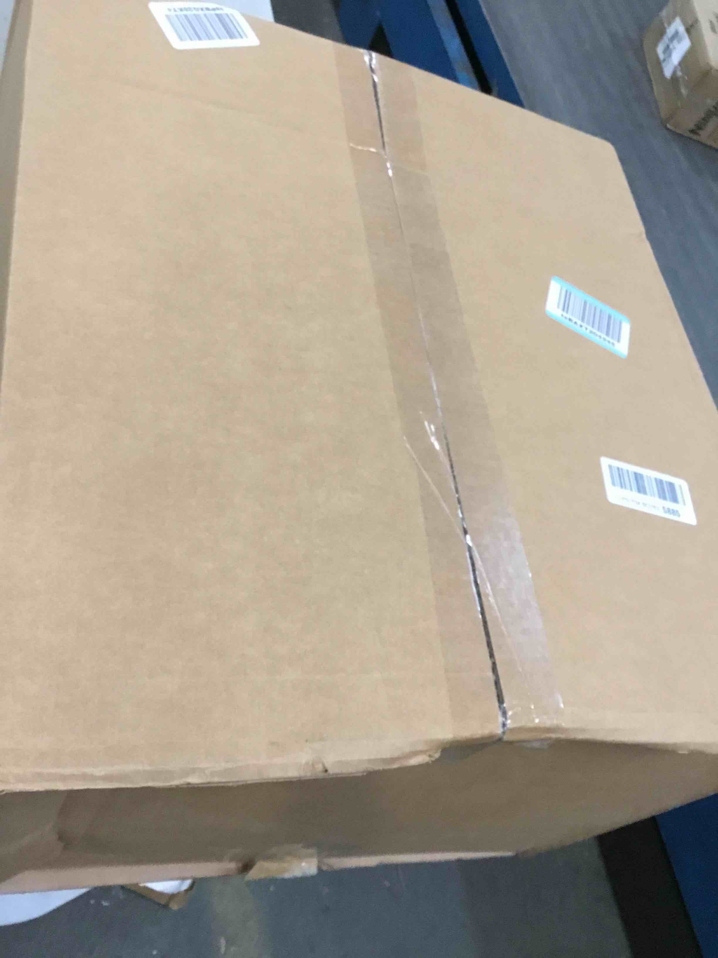 https://s3.amazonaws.com/lotting-images-prod/bidfta/PPE0434152_1728684882150.jpeg