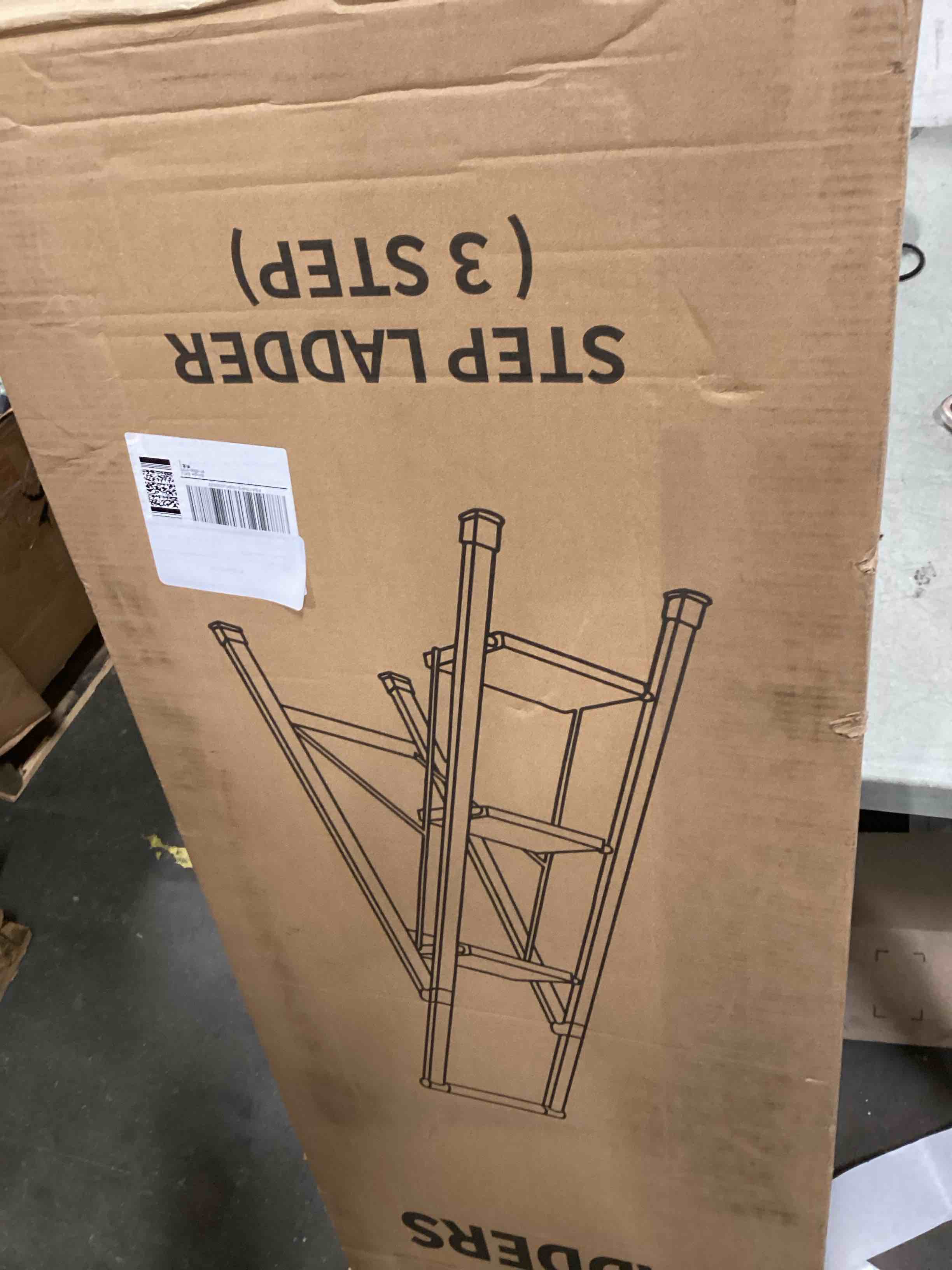 https://s3.amazonaws.com/lotting-images-prod/bidfta/PPE0434377_1728534556246.jpeg