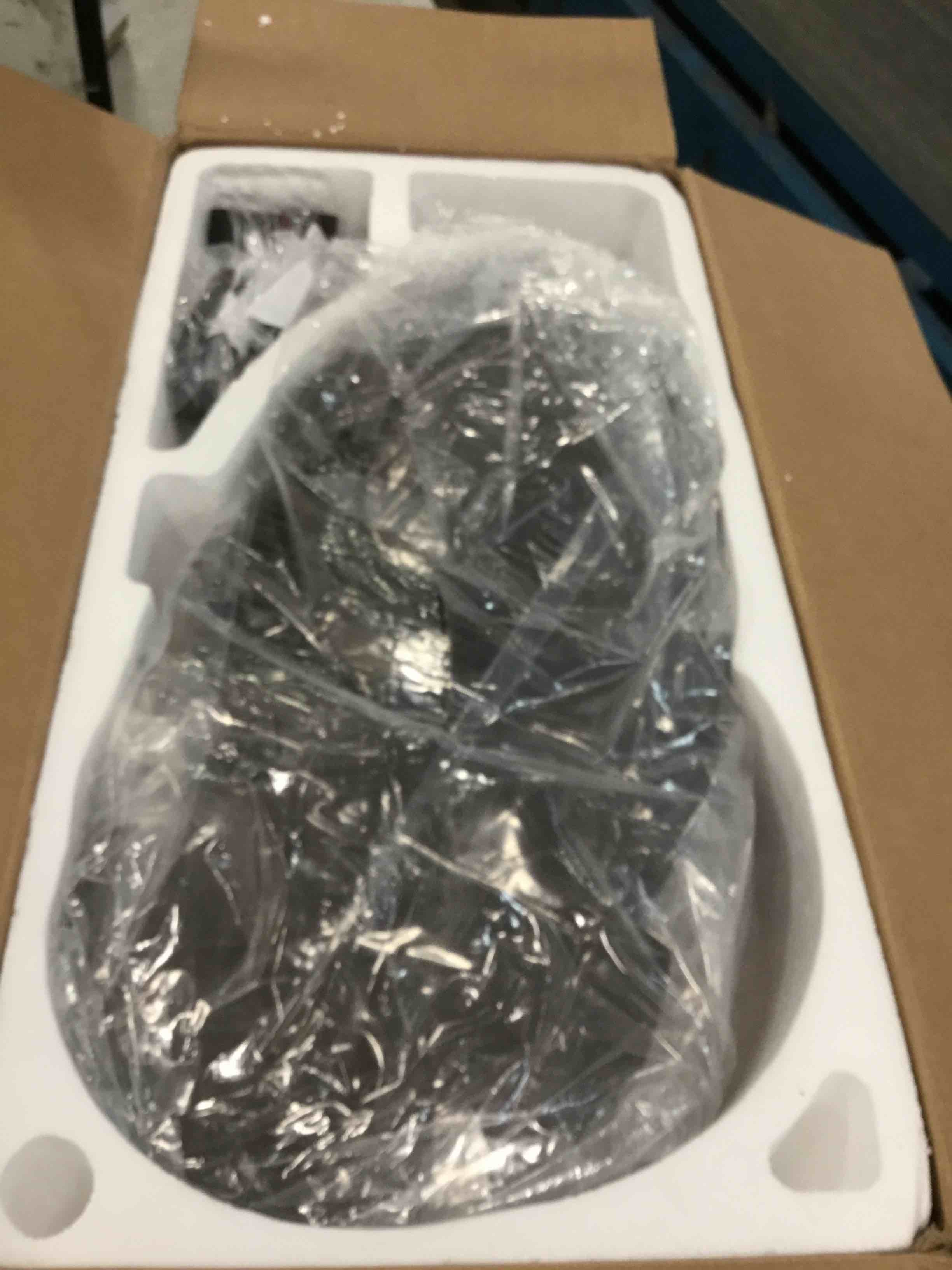 https://s3.amazonaws.com/lotting-images-prod/bidfta/PPE0435030_1728339771791.jpeg