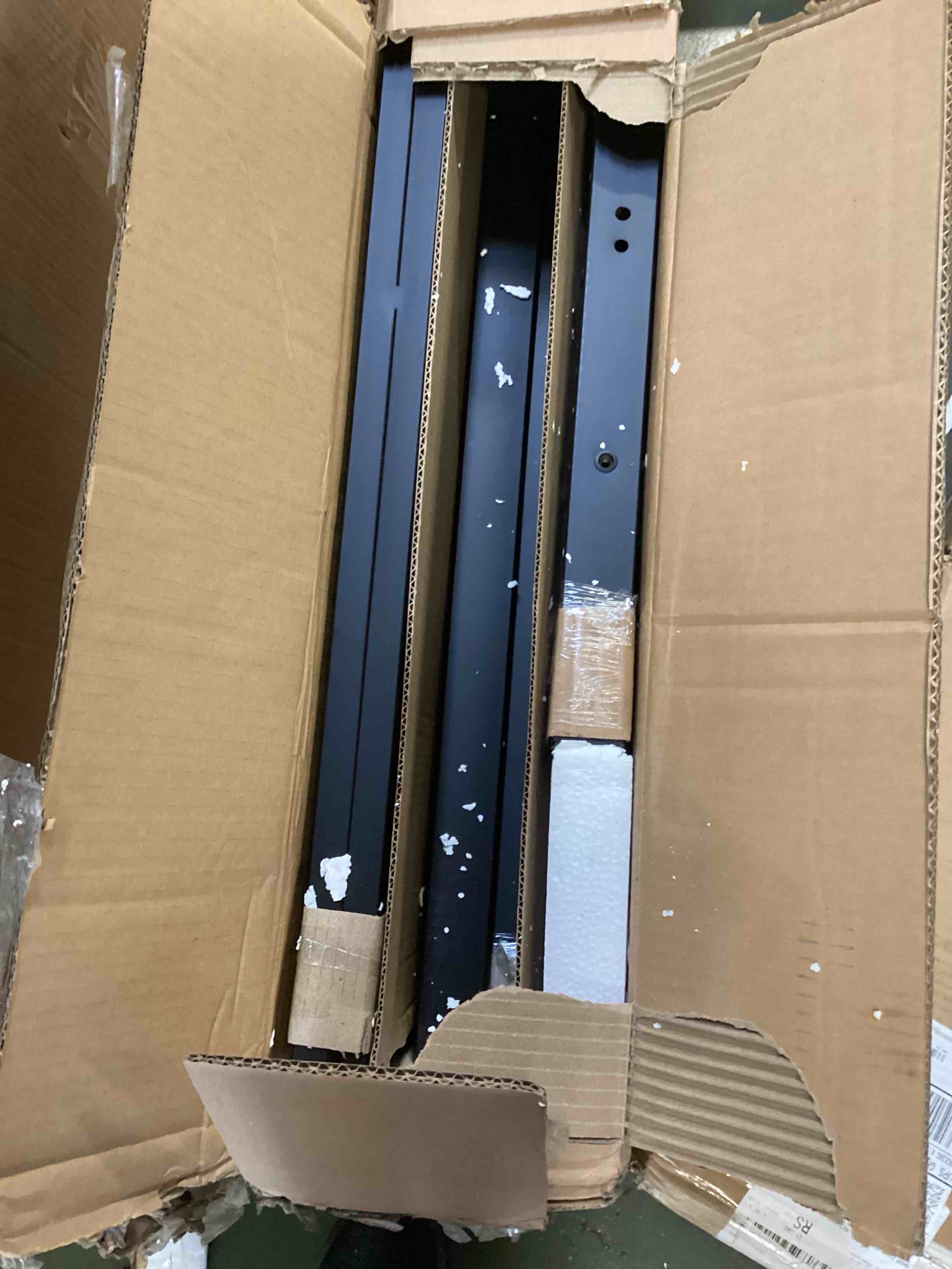 https://s3.amazonaws.com/lotting-images-prod/bidfta/PPE0436360_1729108902225.jpeg