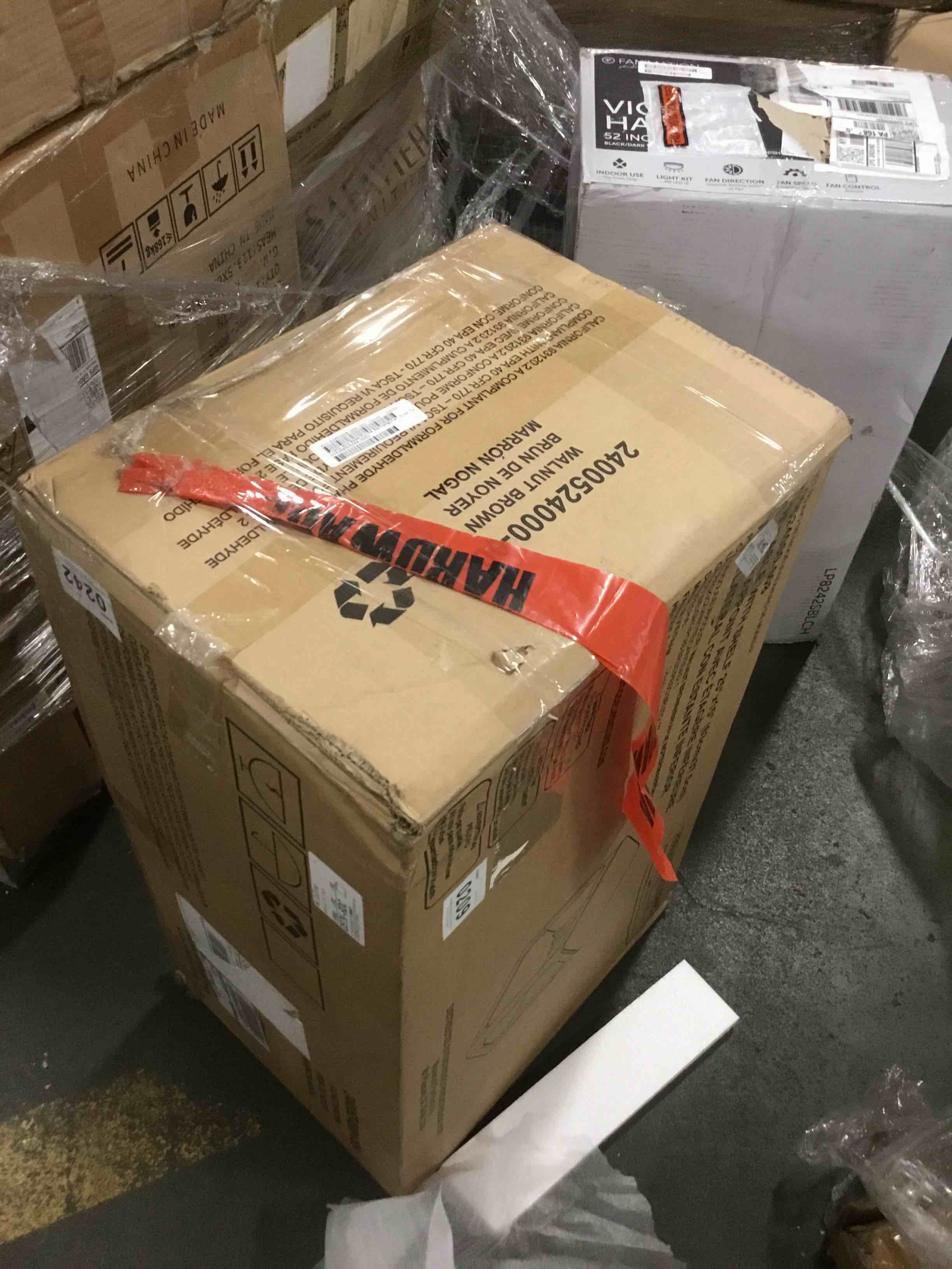 https://s3.amazonaws.com/lotting-images-prod/bidfta/PPE0436772_1728919164579.jpeg