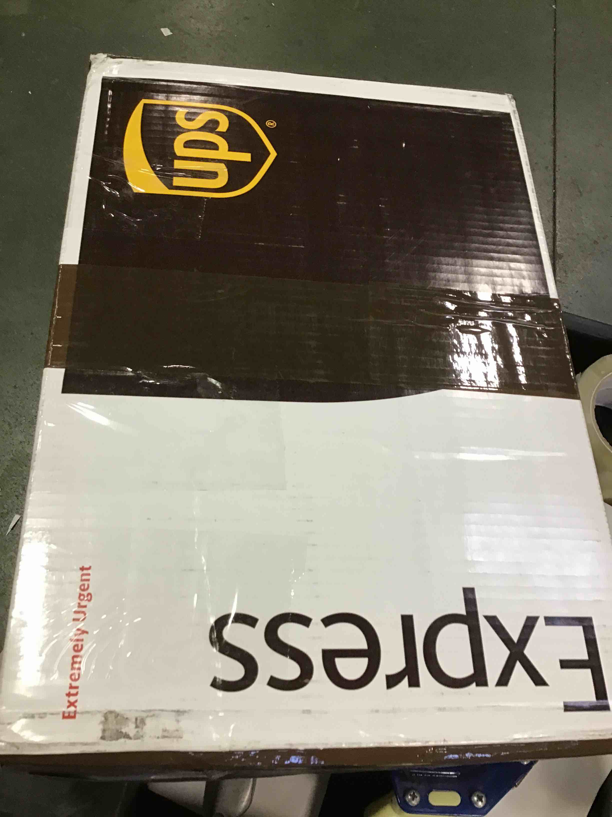 https://s3.amazonaws.com/lotting-images-prod/bidfta/PPE0437250_1728566329207.jpeg