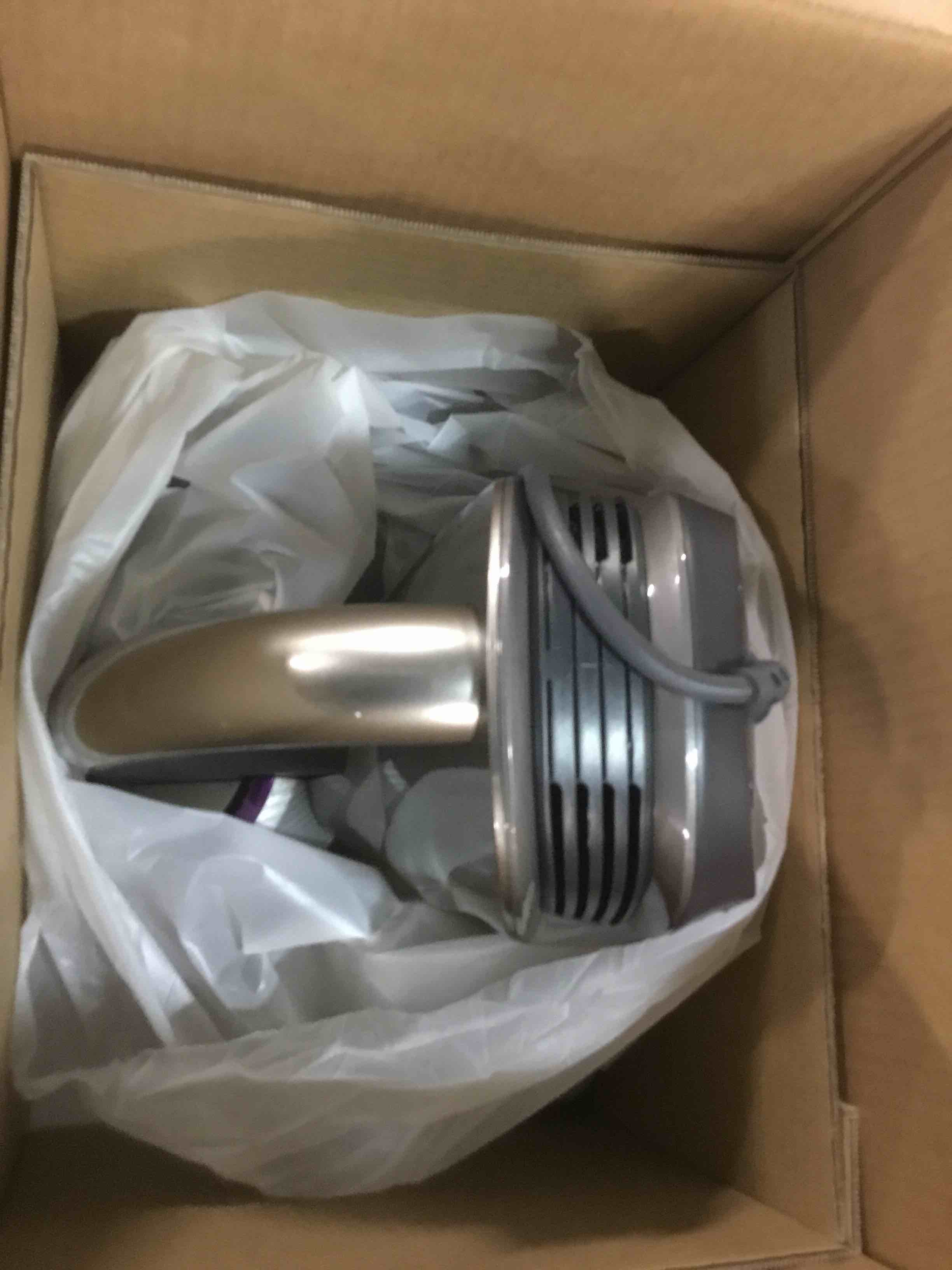 https://s3.amazonaws.com/lotting-images-prod/bidfta/PPE0437912_1728300311826.jpeg