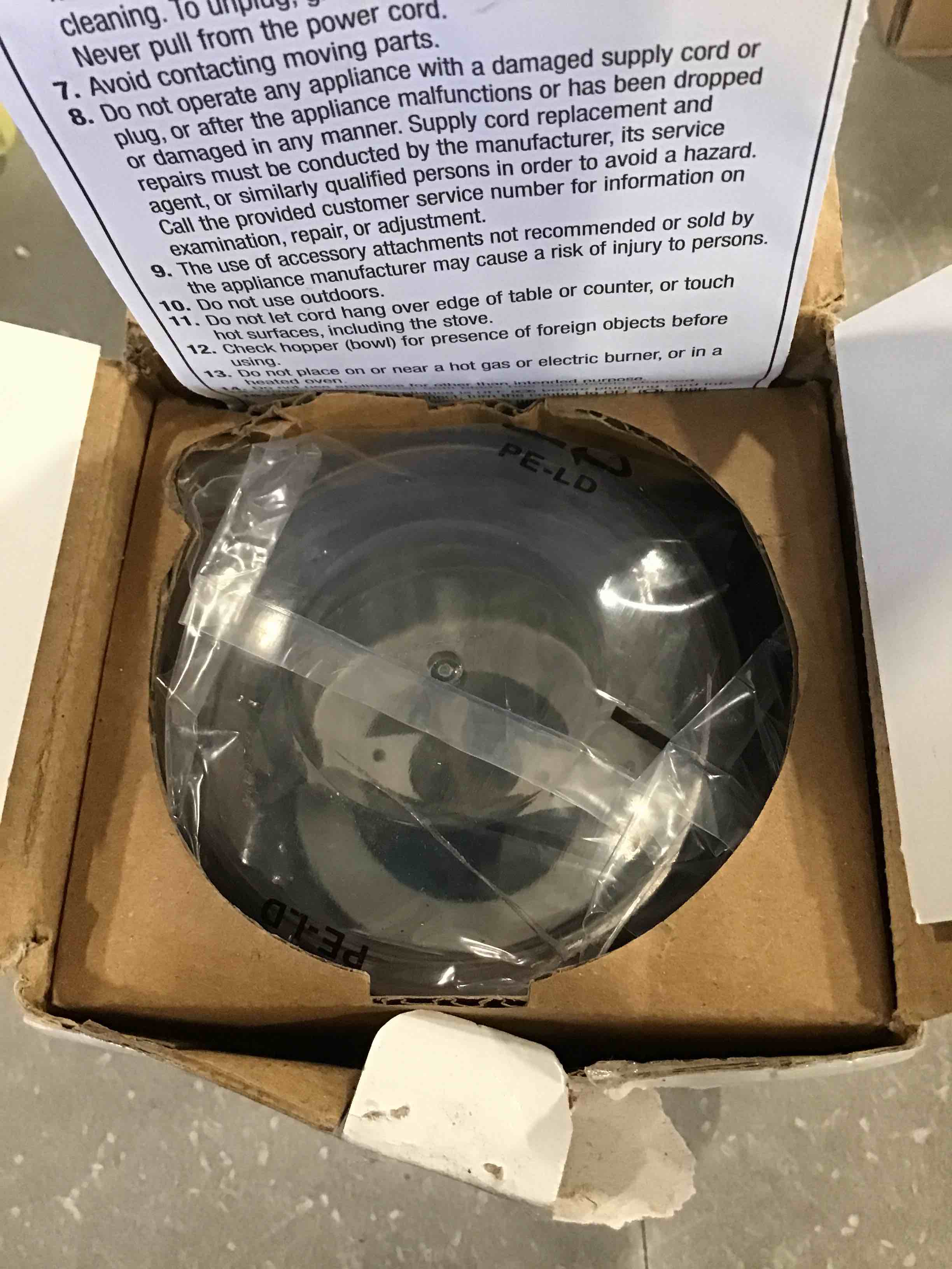 https://s3.amazonaws.com/lotting-images-prod/bidfta/PPE0438418_1727960741430.jpeg