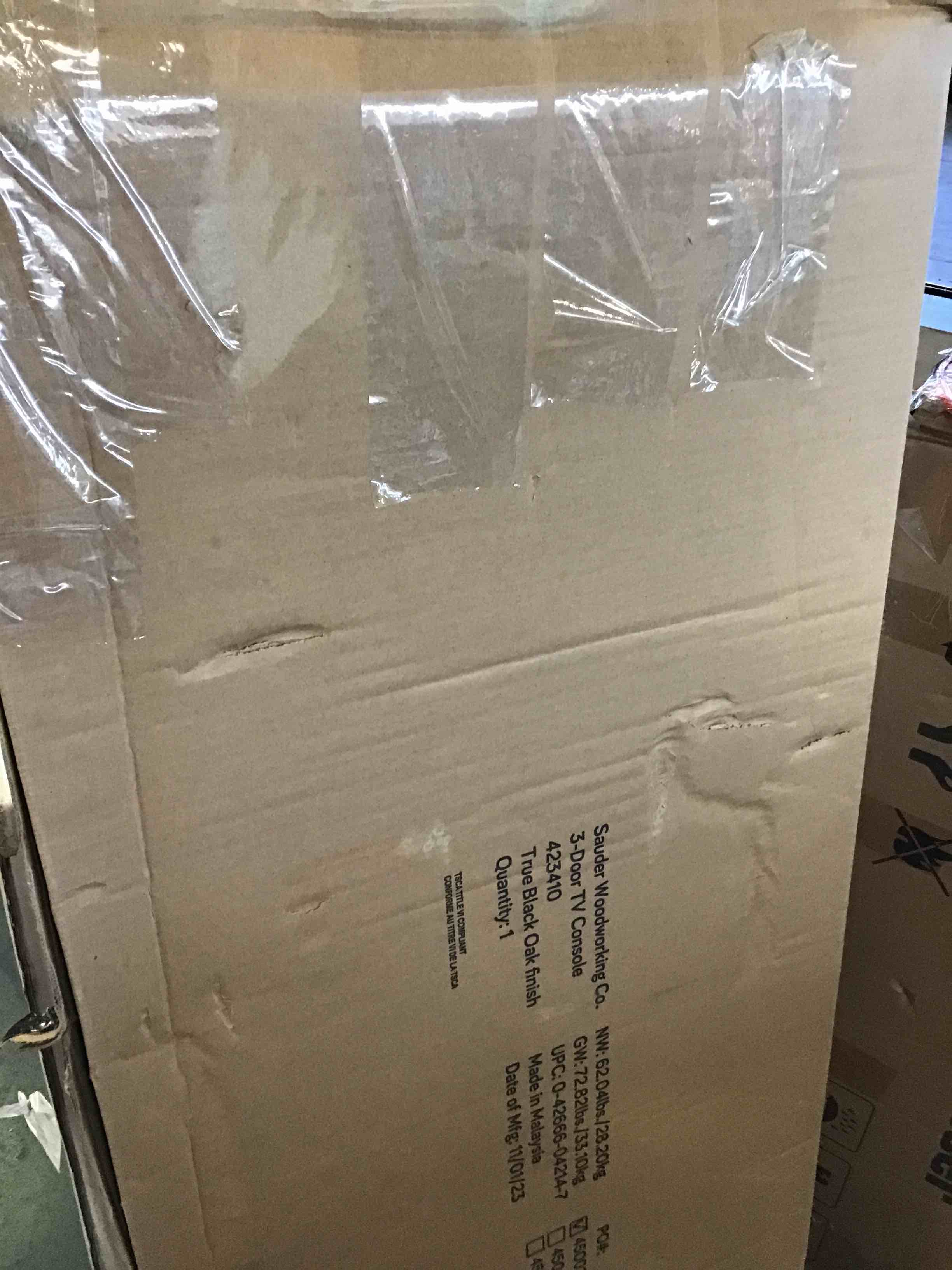 https://s3.amazonaws.com/lotting-images-prod/bidfta/PPE0439330_1728393736556.jpeg