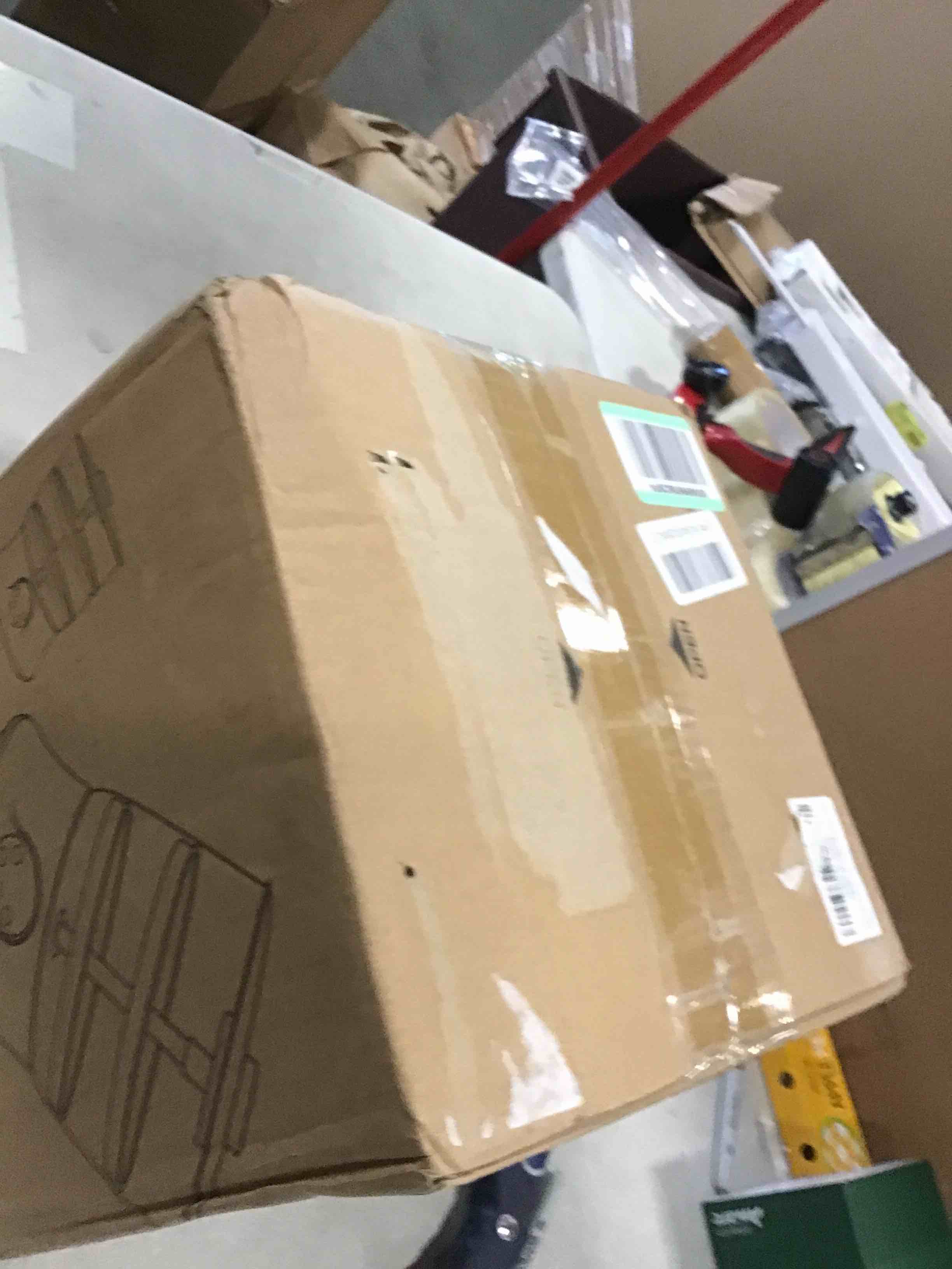 https://s3.amazonaws.com/lotting-images-prod/bidfta/PPE0440557_1728581938311.jpeg