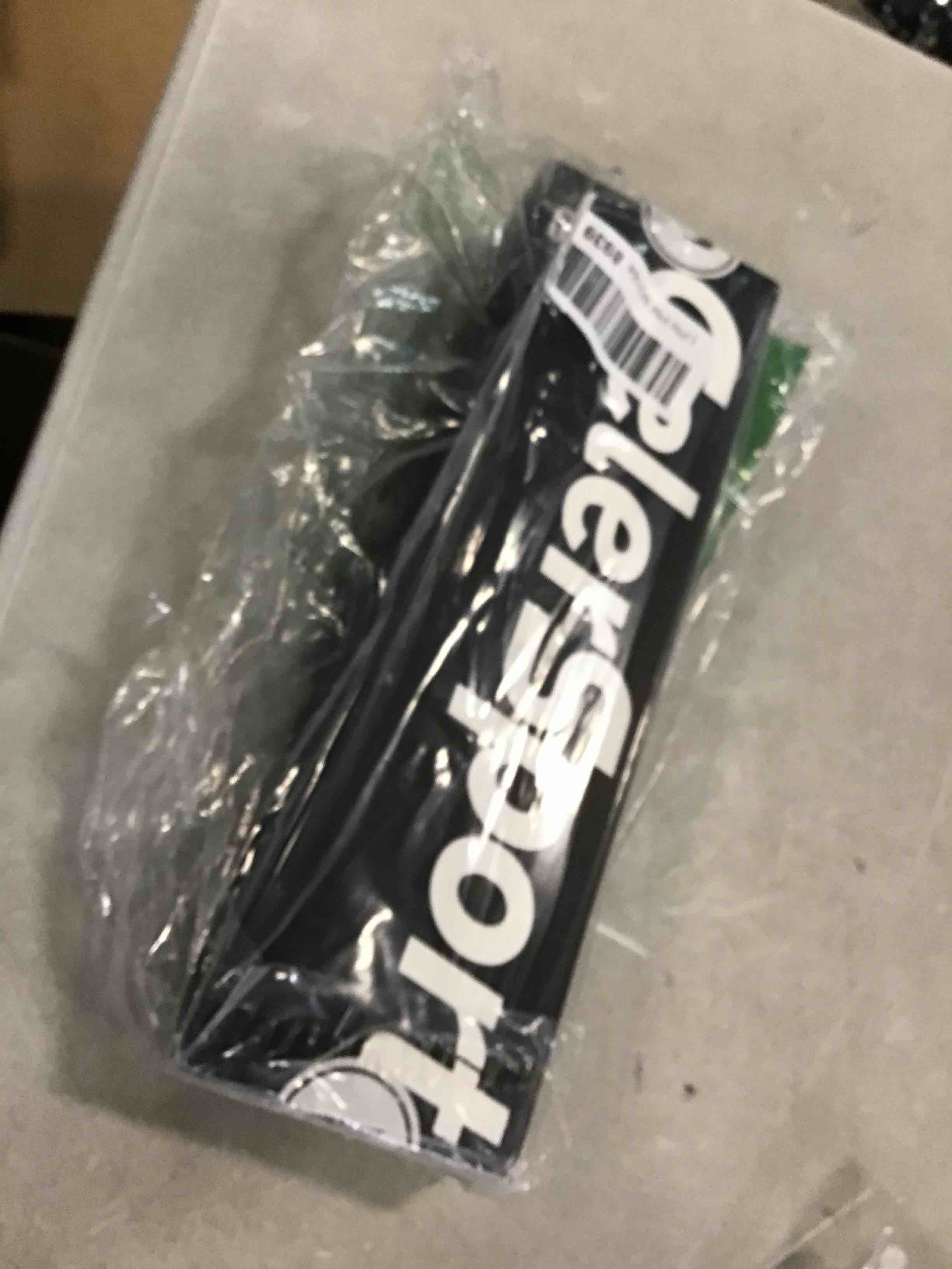 https://s3.amazonaws.com/lotting-images-prod/bidfta/PPE0440995_1728498533495.jpeg