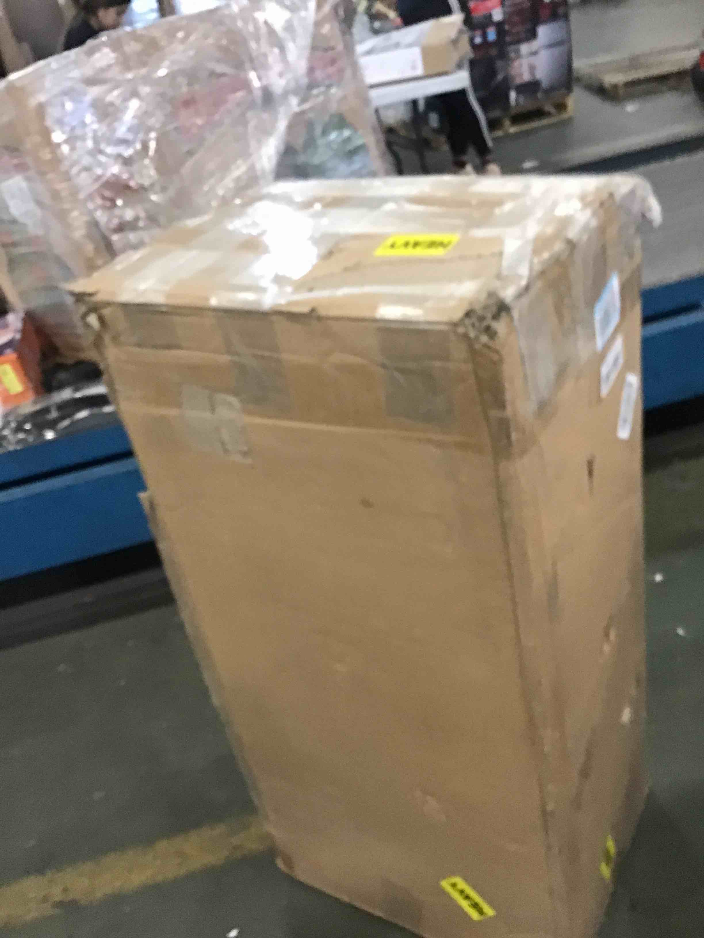 https://s3.amazonaws.com/lotting-images-prod/bidfta/PPE0441293_1728484265580.jpeg