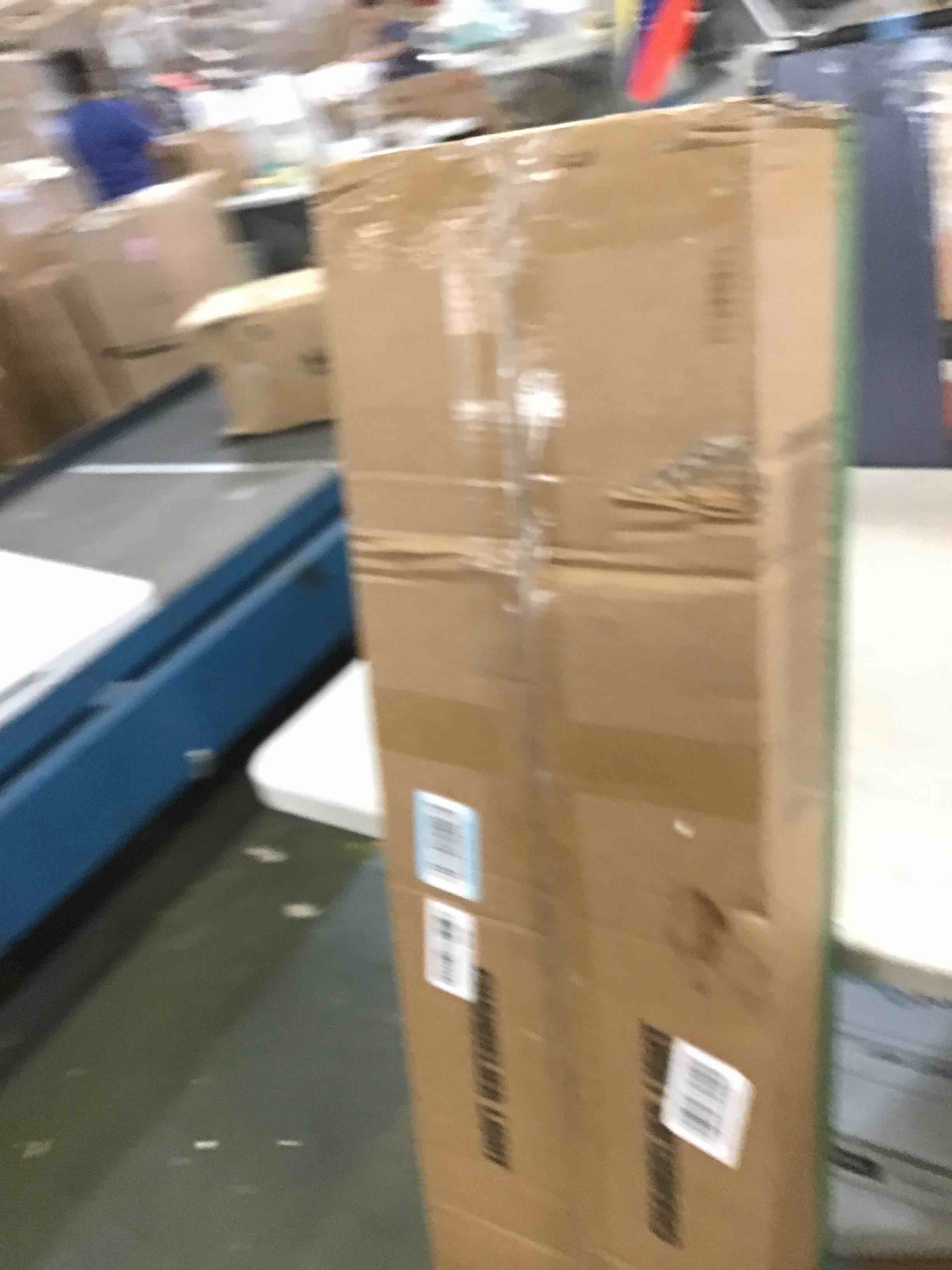 https://s3.amazonaws.com/lotting-images-prod/bidfta/PPE0441346_1728480010040.jpeg