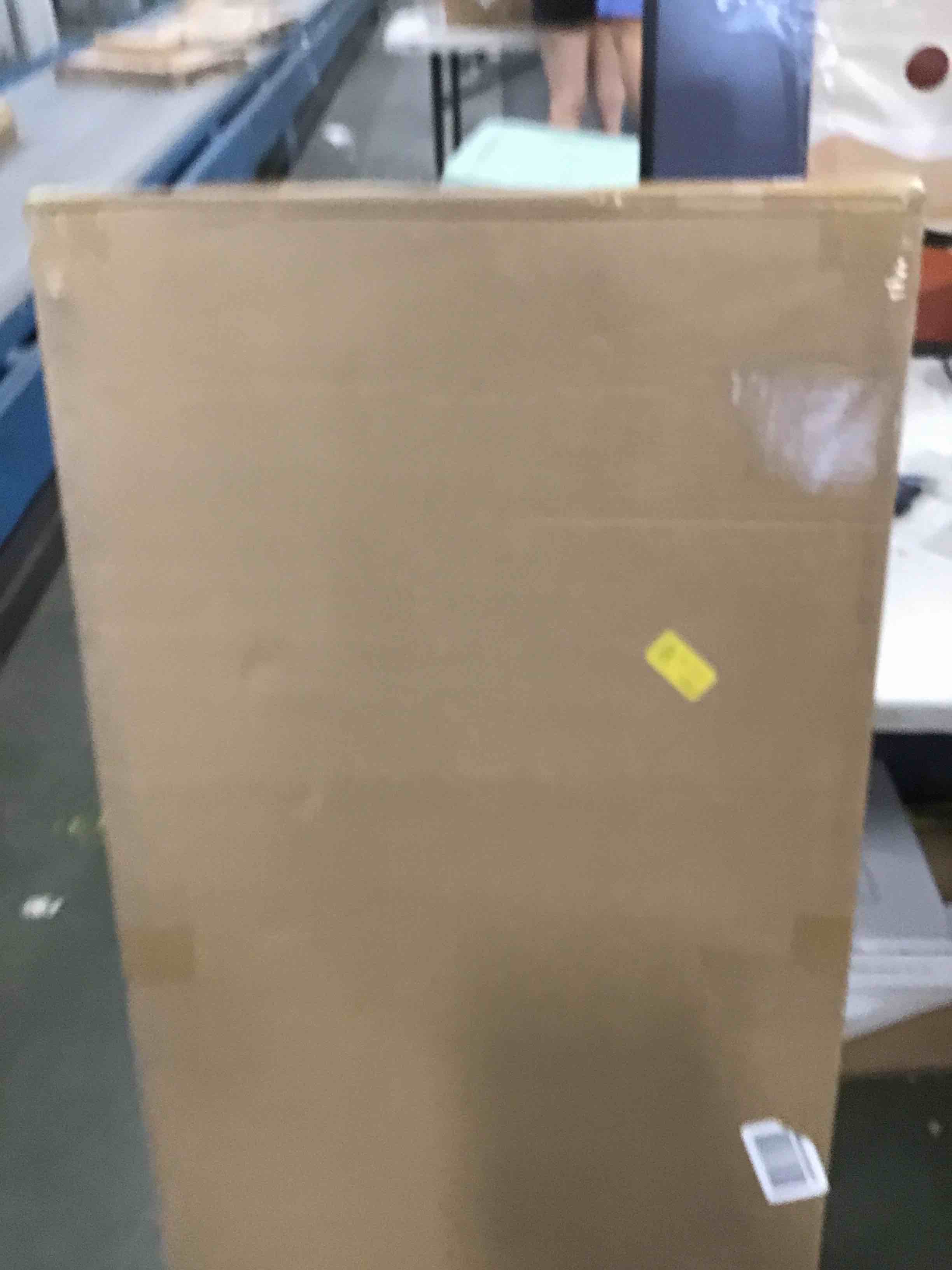 https://s3.amazonaws.com/lotting-images-prod/bidfta/PPE0441365_1728479022251.jpeg
